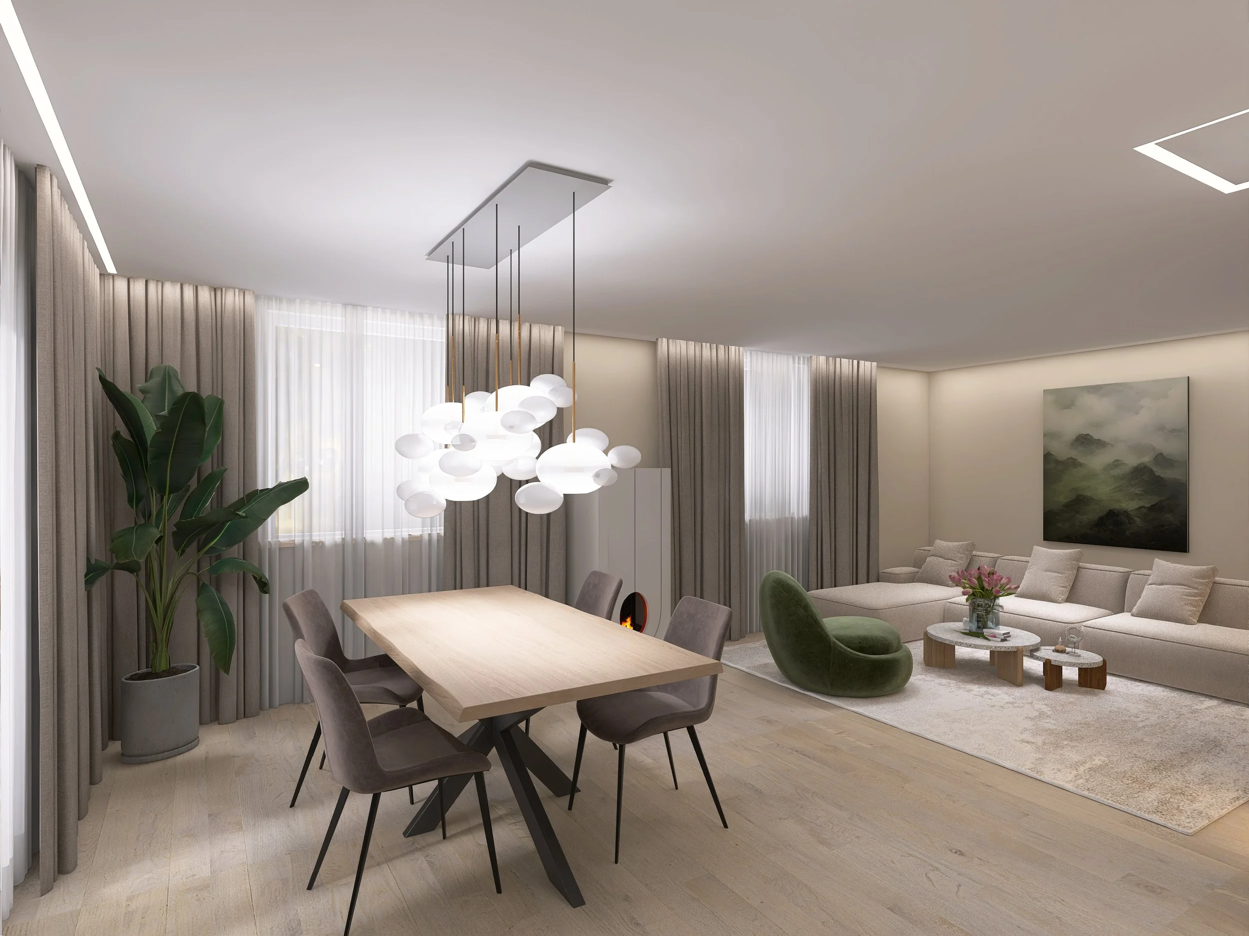 Moderner Innenraum mit Essbereich und Wohnzimmer, große Fenster mit Vorhängen, eine moderne weiße Deckenleuchte, grüne Pflanzen, bequeme Sitzecke mit Sofas und einem Wandbild, helle Holzböden.