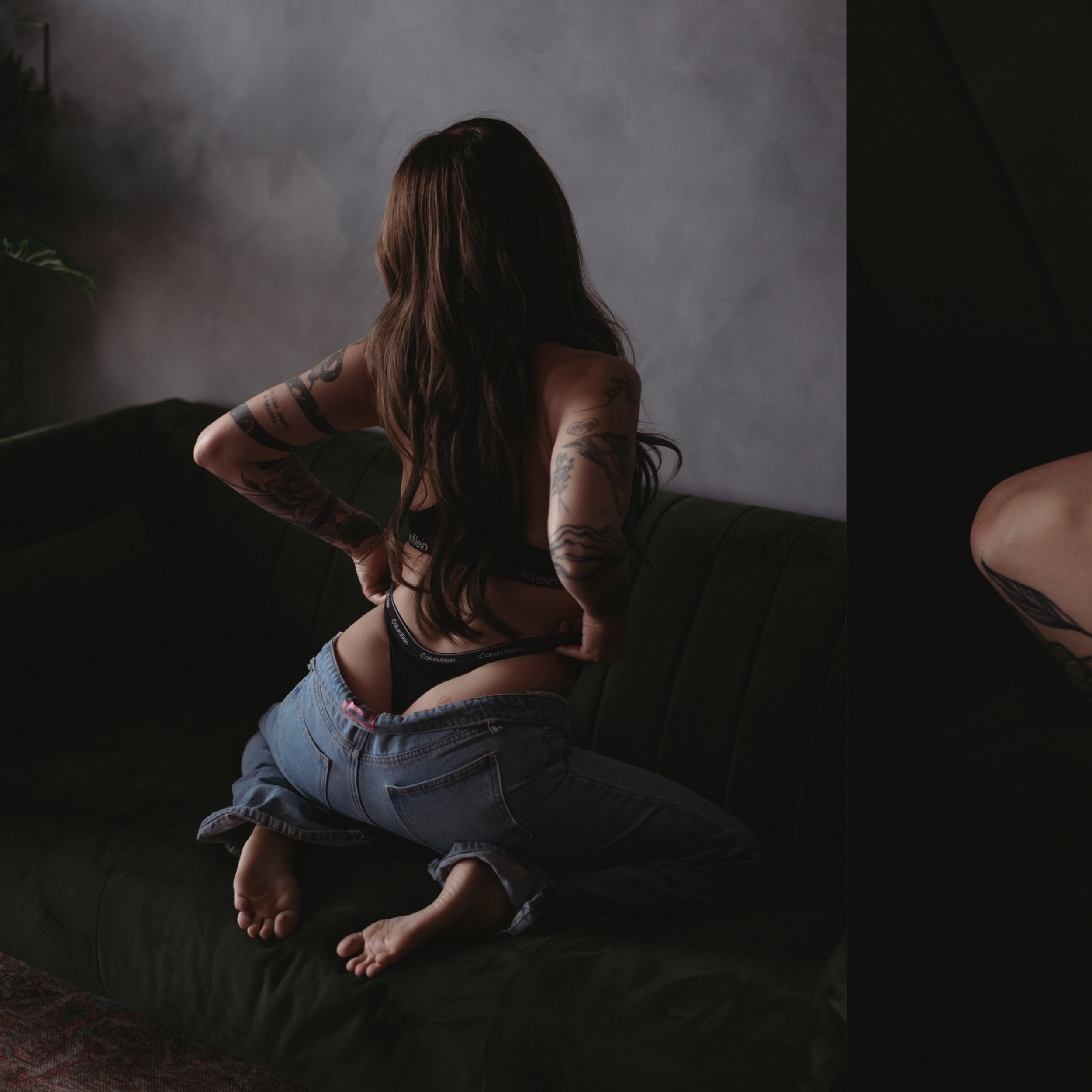 Moved some things around and also put up a new set 🫣 did you see the little hint swinging in here? Hehehehe 😈 I might have to do super limited mini sessions just so I can play around with it some more, what do you think? 🔥

(Also this carousel thi