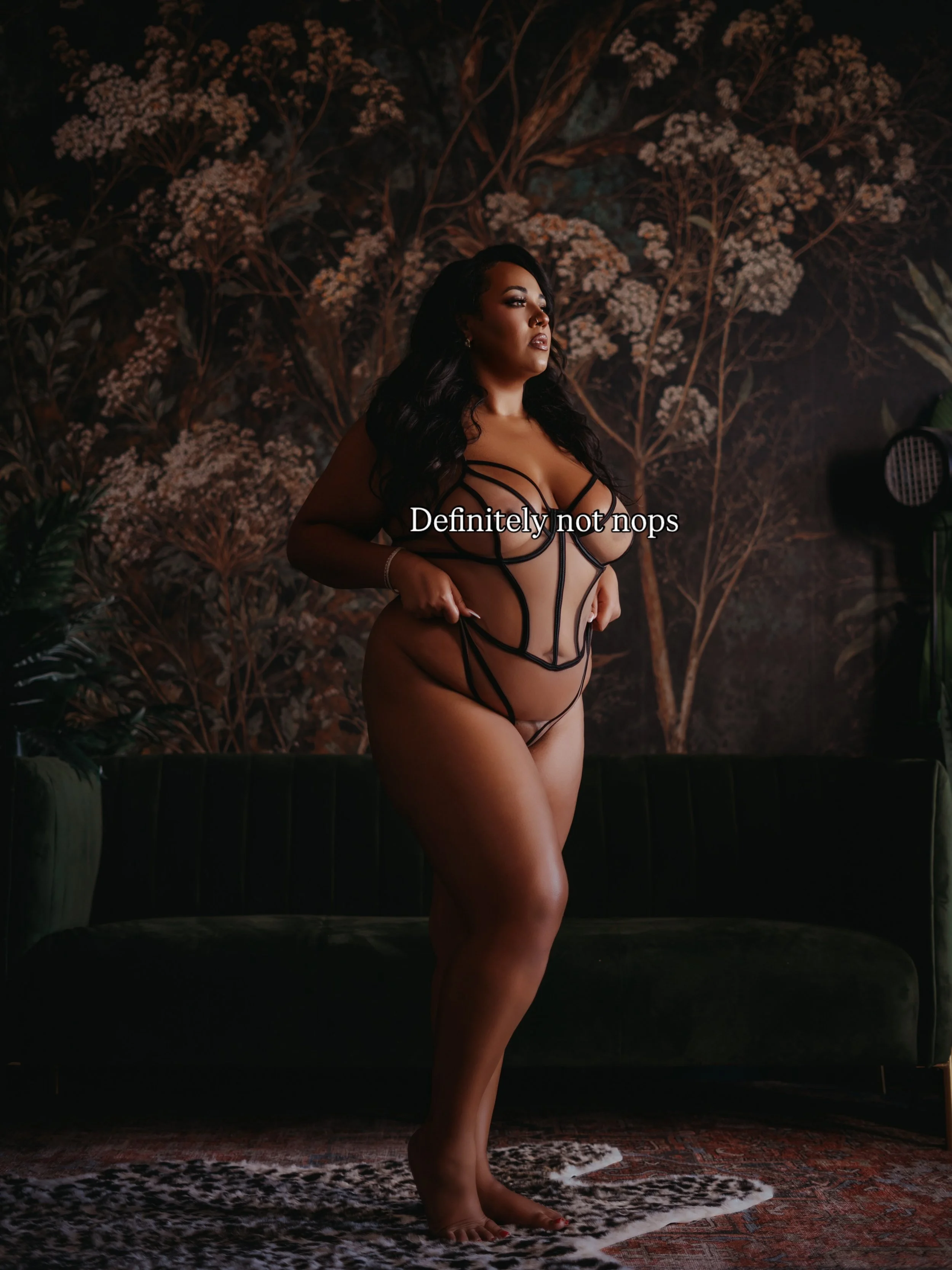 I&rsquo;m here to help express the version of you that feels ready to take up space 🖤

📍Mesa, Arizona Boudoir Photography Studio
Empowerment &bull; Confidence &bull; Inclusive 
Envy Boudoir - Arizona&rsquo;s award winning photography studio

&bull;