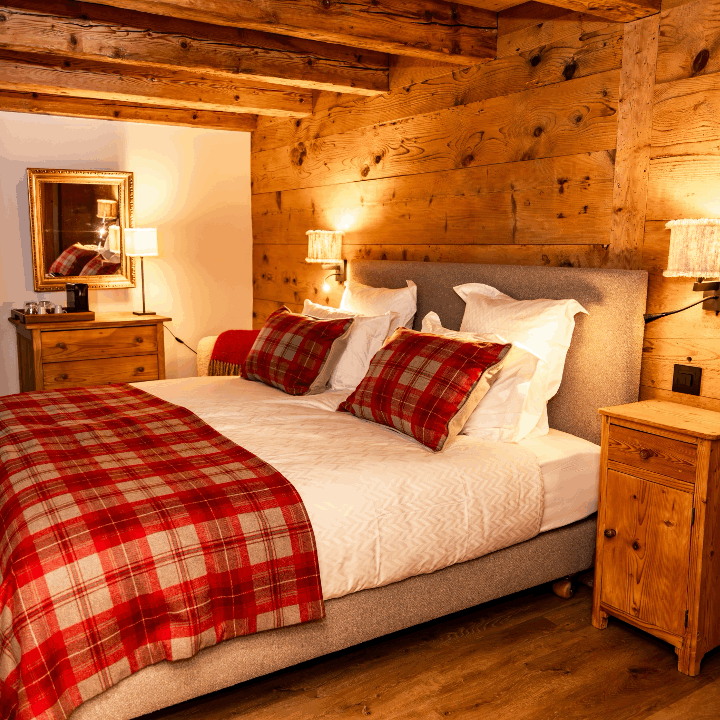 Au 17 la Buvette à Morgins - Photos des chambres doubles à réserver pour un séjour chaleureux haute gamme et cosy aux Portes du Soleil, Morgins Champéry Les Crosets Avoriaz Morzine - Parking et proximité des remontées mécaniques