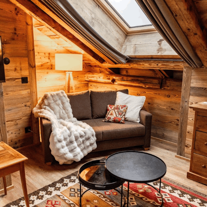 Au 17 la Buvette à Morgins - Photos des chambres doubles à réserver pour un séjour chaleureux haute gamme et cosy aux Portes du Soleil, Morgins Champéry Les Crosets Avoriaz Morzine - Parking et proximité des remontées mécaniques