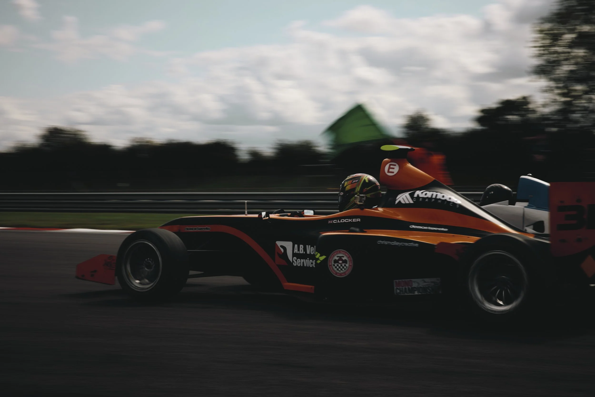 hires_doningtonpark_teamlocker_508_Chris Malley.jpg