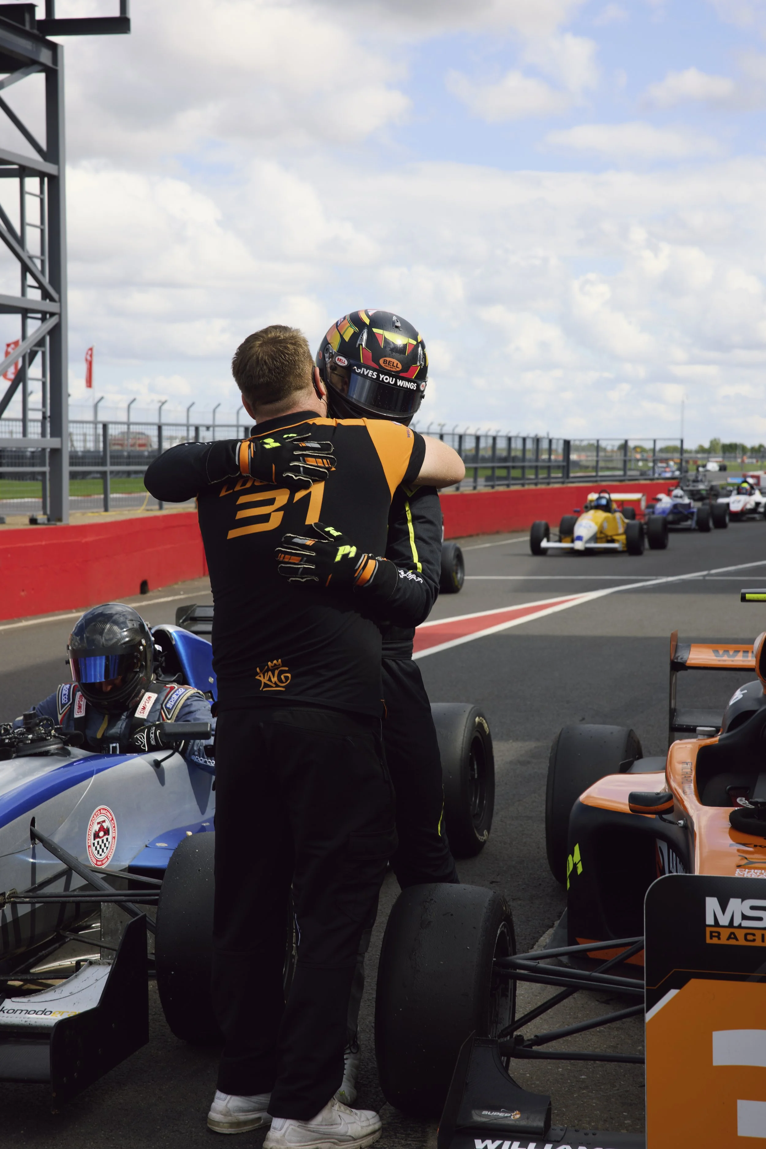 hires_doningtonpark_teamlocker_513_Chris Malley.jpg