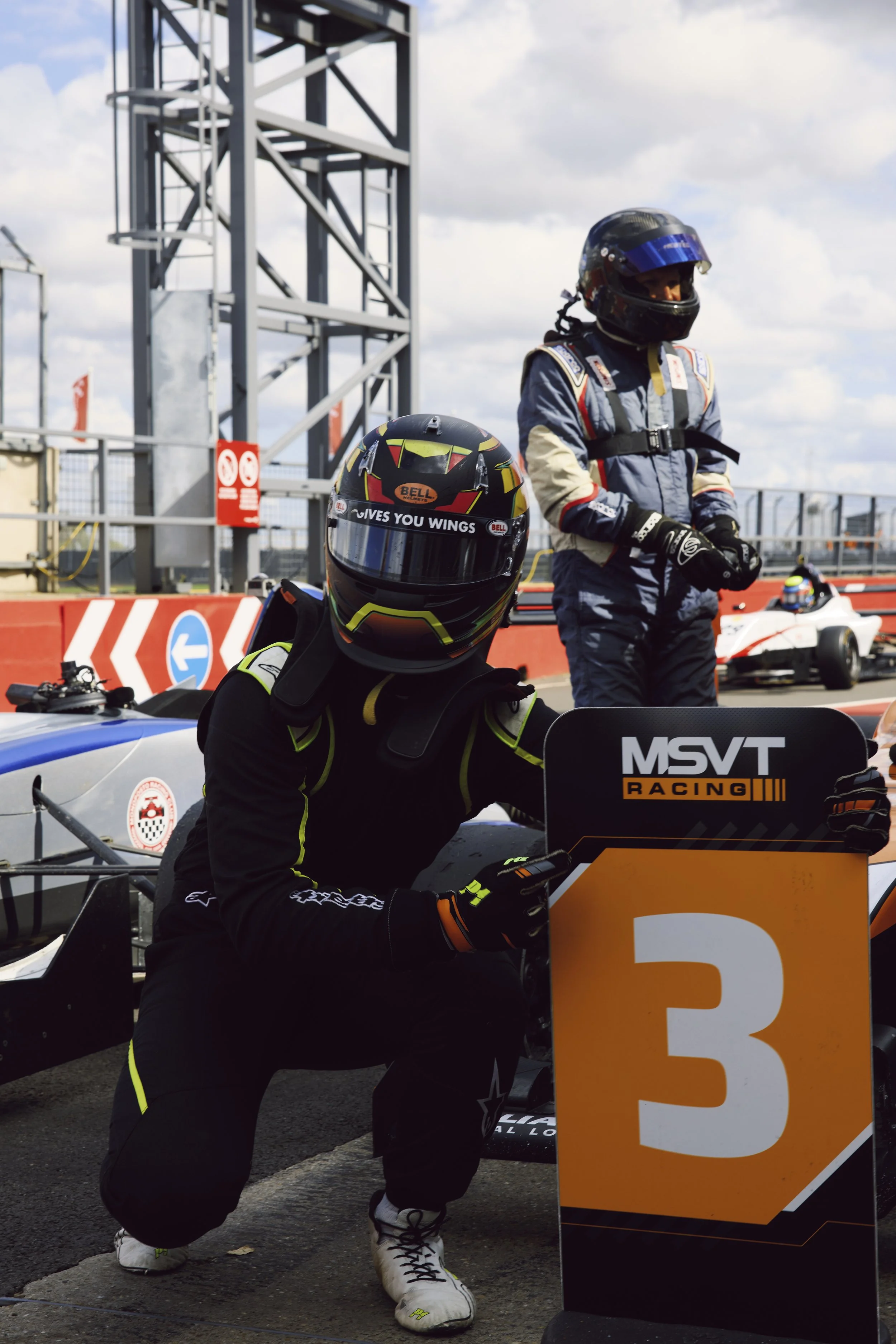 hires_doningtonpark_teamlocker_514_Chris Malley.jpg