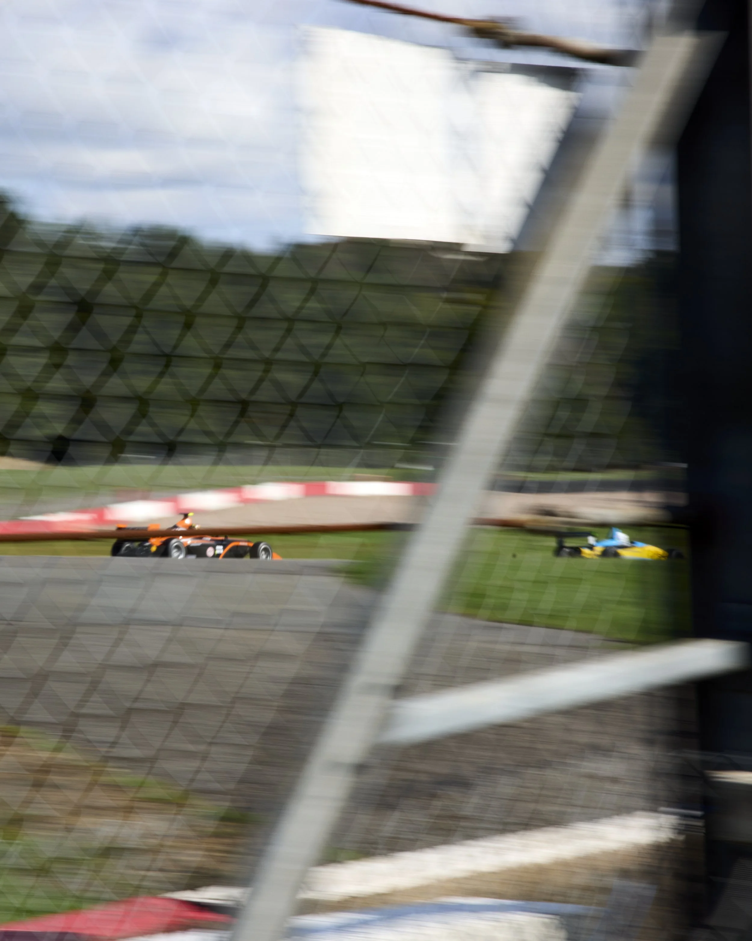 hires_doningtonpark_teamlocker_495_Chris Malley.jpg