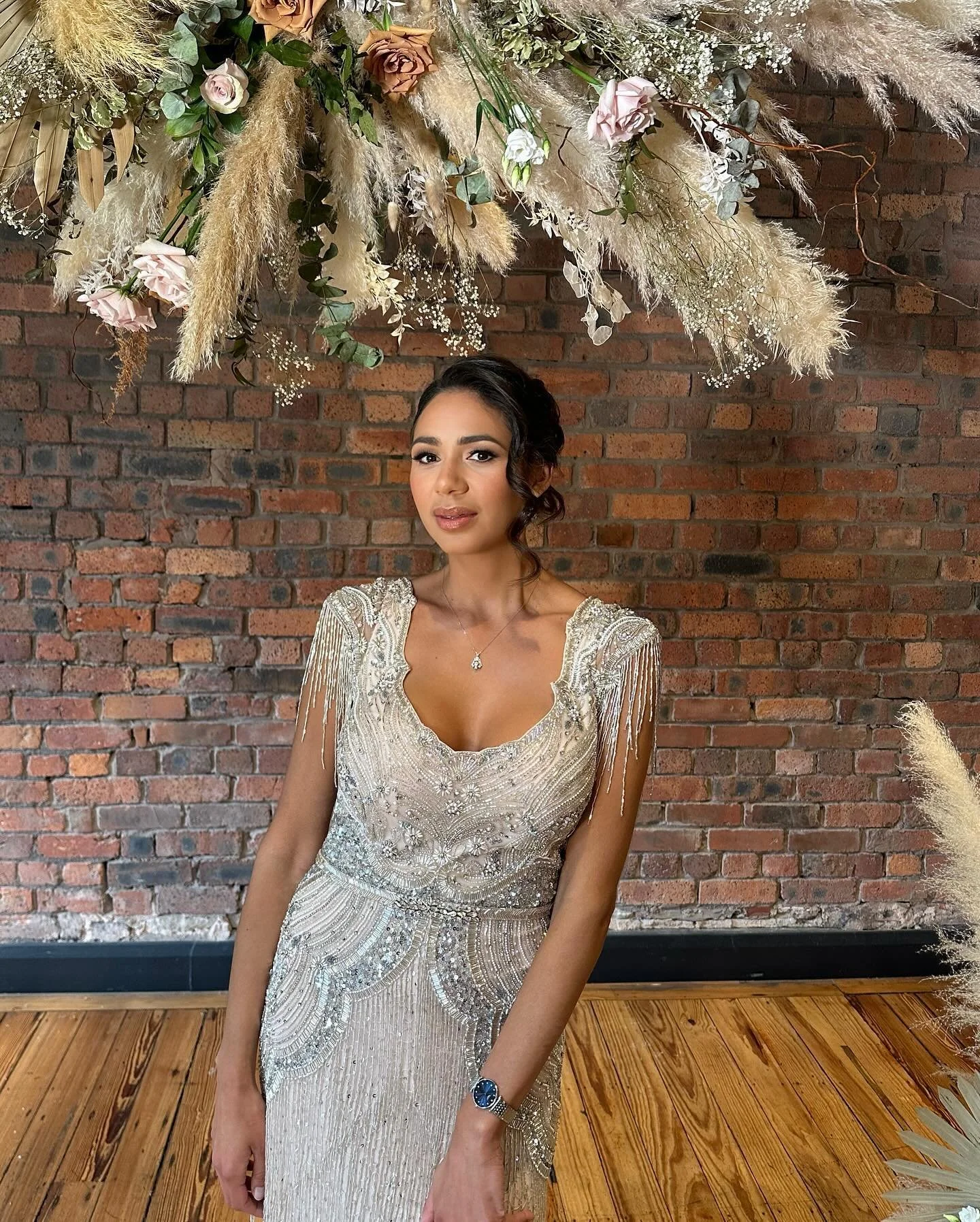 Castlefield Rooms shoot 🤍

@ainsworthjewel 
@fleurs_ink
@inspired_bridal
@misskimmyx
@bylydiamarie
@sarah_glynn_photography
@thecastlefieldrooms
@littlewhitebookslwb
@littlewhitebooksmag