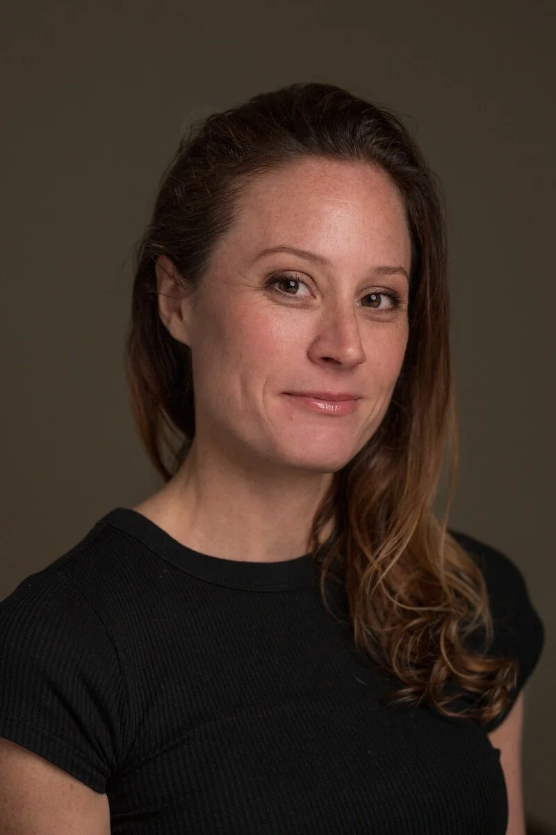 Portrait of Virginie, holistic massage therapist based in Brighton.