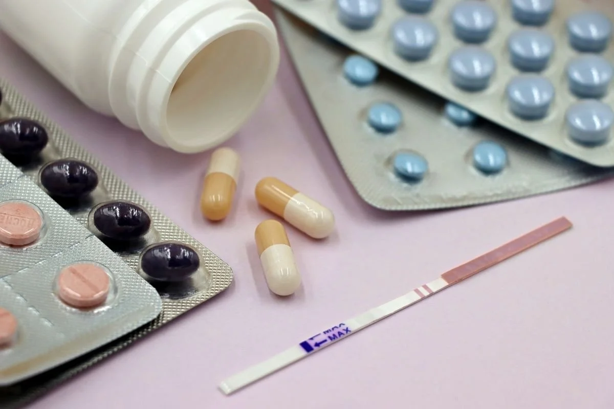 ovulation testing and prenatal supplements for women trying to conceive