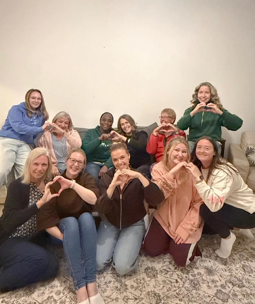 RISEteam Night ✨

We had a fab evening last week meeting as a team, with our new RISEchampions, Claire &amp; Sarah woohoo! Praising God for all that he is doing through RISE! 

#teamnight #christianwomencommunity #kingdomwomen #faithfilledwomen #wome