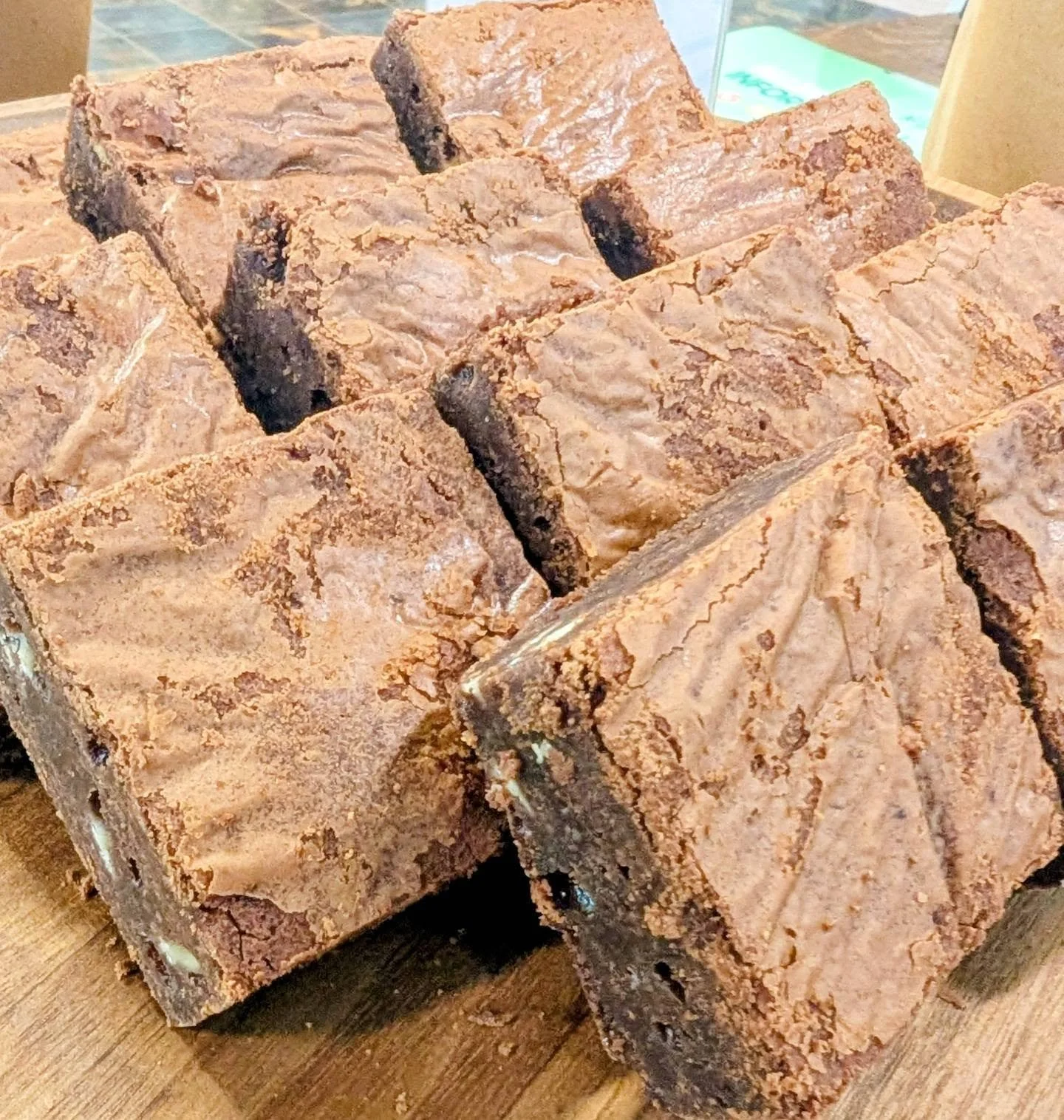 Brownie or Cookie? 🤔🍪🍫

Need an afternoon pick-me-up? 🥱

Head over to Hej Coffee Bar ☕ and pick up a sweet treat ✨

Comment 🍫 if you're choosing brownie and 🍪 if you're on team cookie 😀
