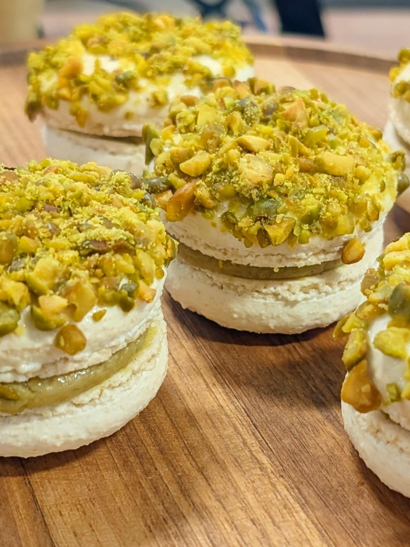 ✨New Sweet Treats! ✨

It's Afternoon Tea Week! For the occasion we have 3 gorgeous new bakes to try!

Homemade lemon, oatmeal &amp; raisin cookie 🍪🍋

White chocolate &amp; strawberry Victoria sponge 🤍🍓🍰

Pistachio, cherry &amp; almond macaron 💚