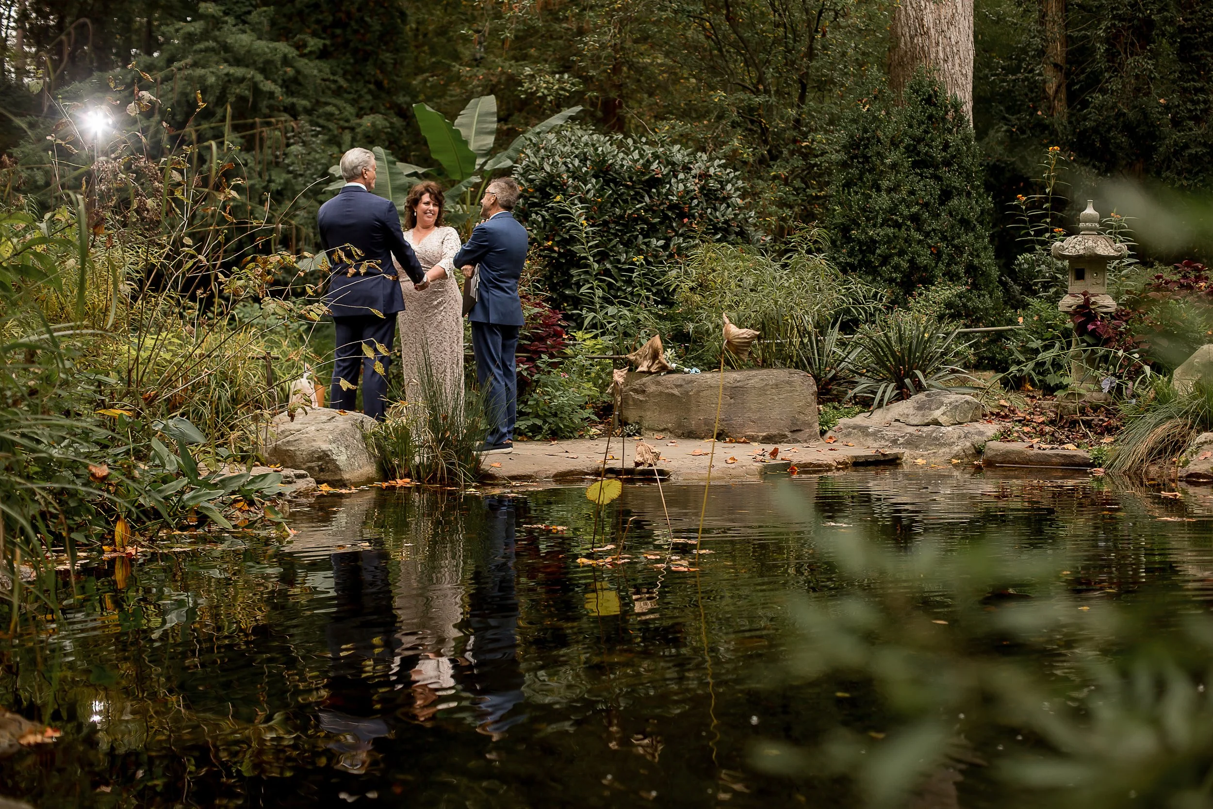 charlotte north carolina wedding photographer elopement uncc botanical gardens (Copy)