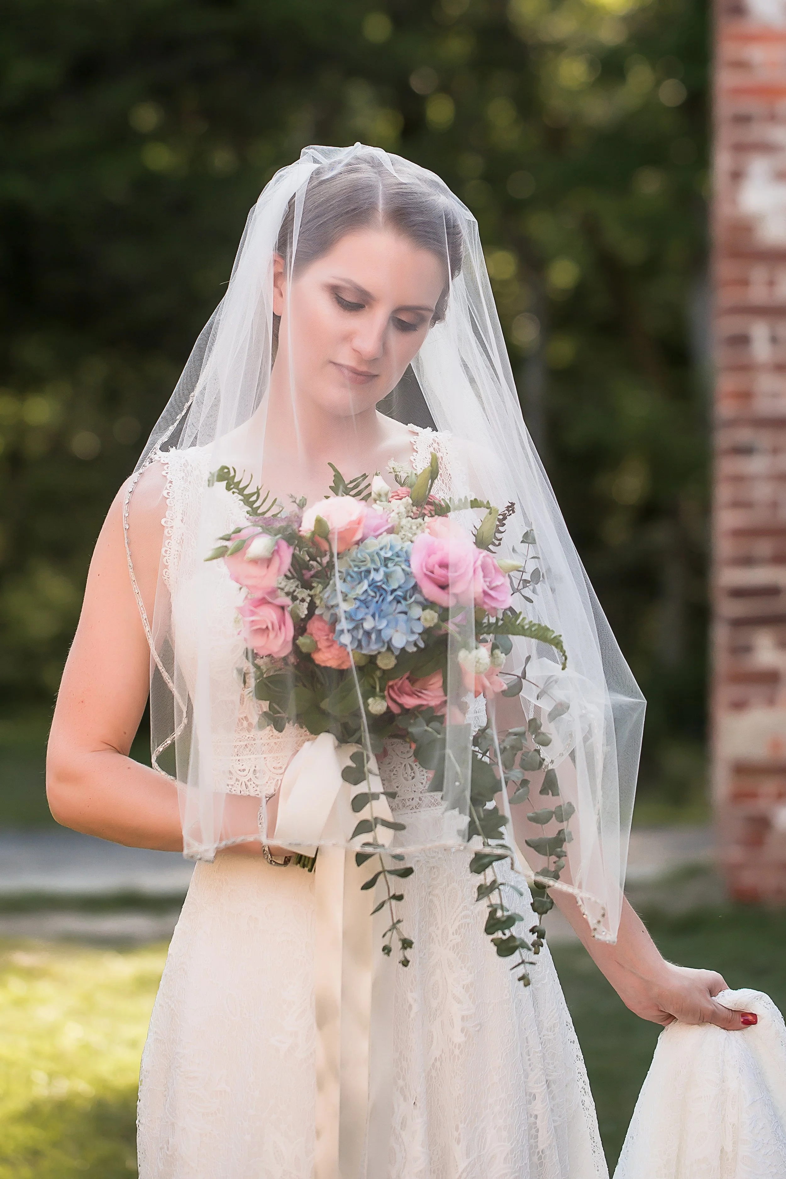 bridal portrait in church ruins wilmington nc