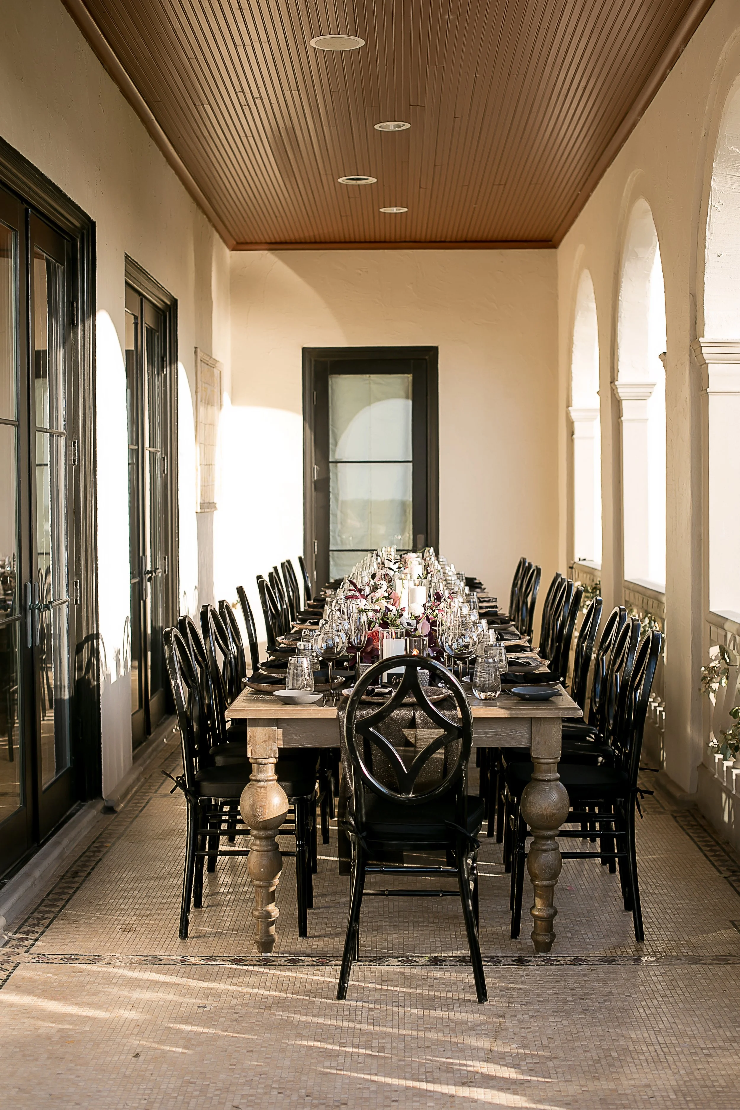 intimate wedding tablescape destination wedding photographer charleston sc