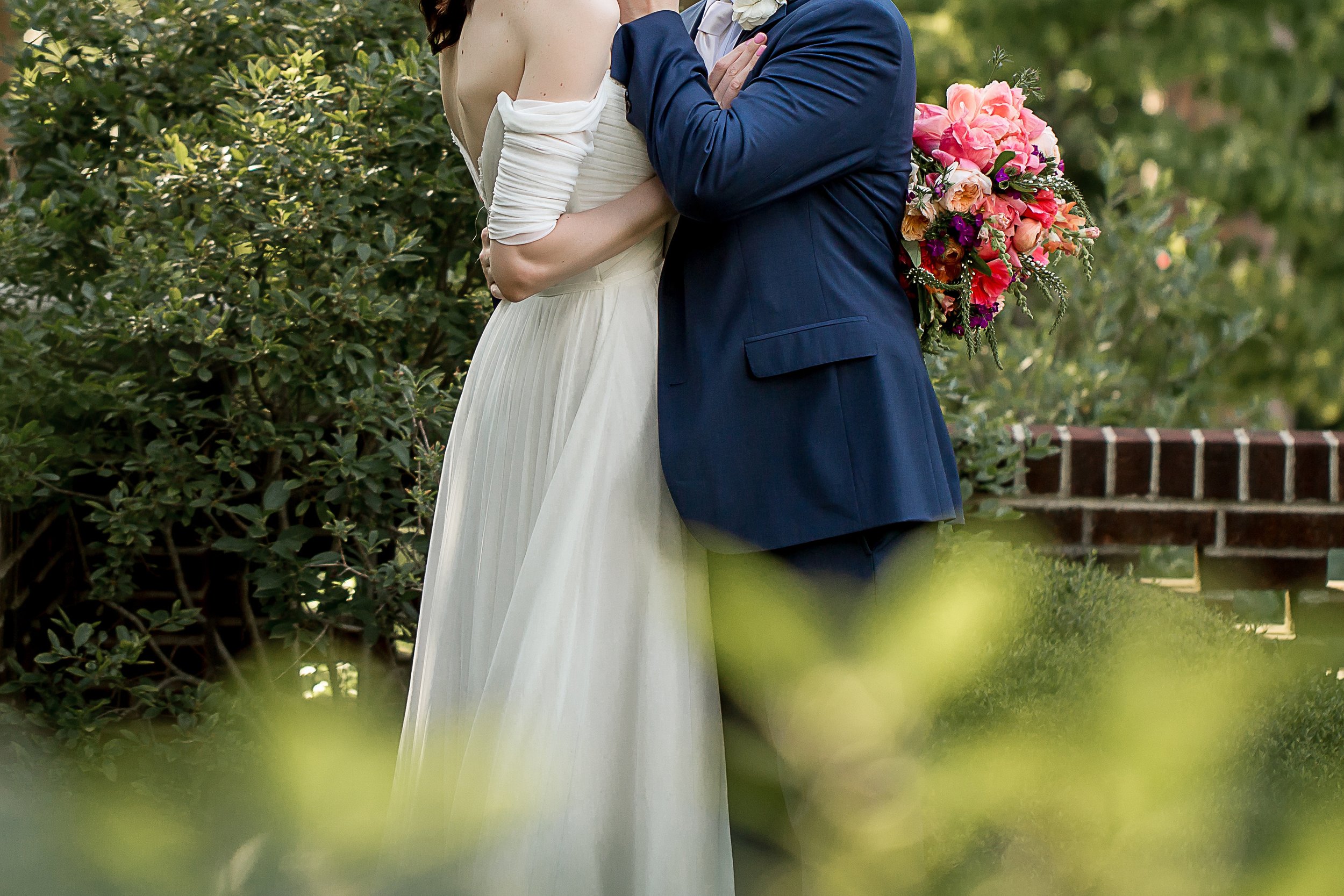 Why You Should Consider a Weekday Elopement (And Why It Might Be the Best Decision You Make!)