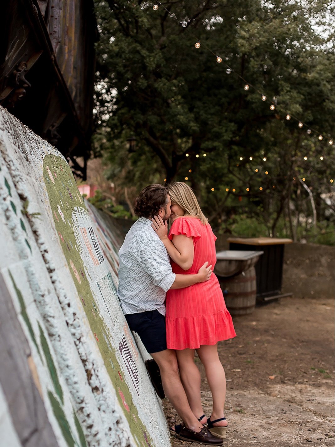 Engagement photos aren&rsquo;t about getting comfortable in front of the camera.

They&rsquo;re about getting comfortable with each other.

The laughing when you&rsquo;re convinced you&rsquo;re awkward.
The forehead touches that happen naturally.
The