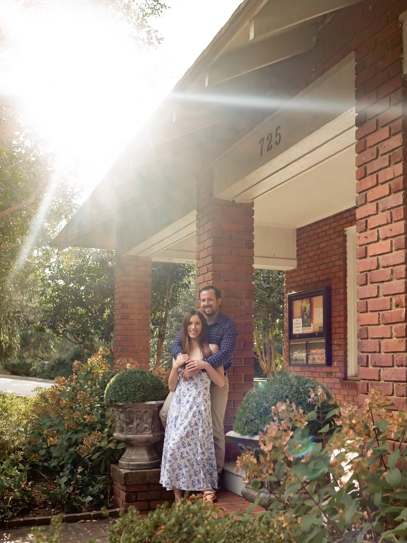 M&amp;J ON THE BLOG!

One outfit or two for your engagement session? Hint: it&rsquo;s totally up to you! 

https://www.amandamossphotography.com/journal/engagement-session-second-outfit