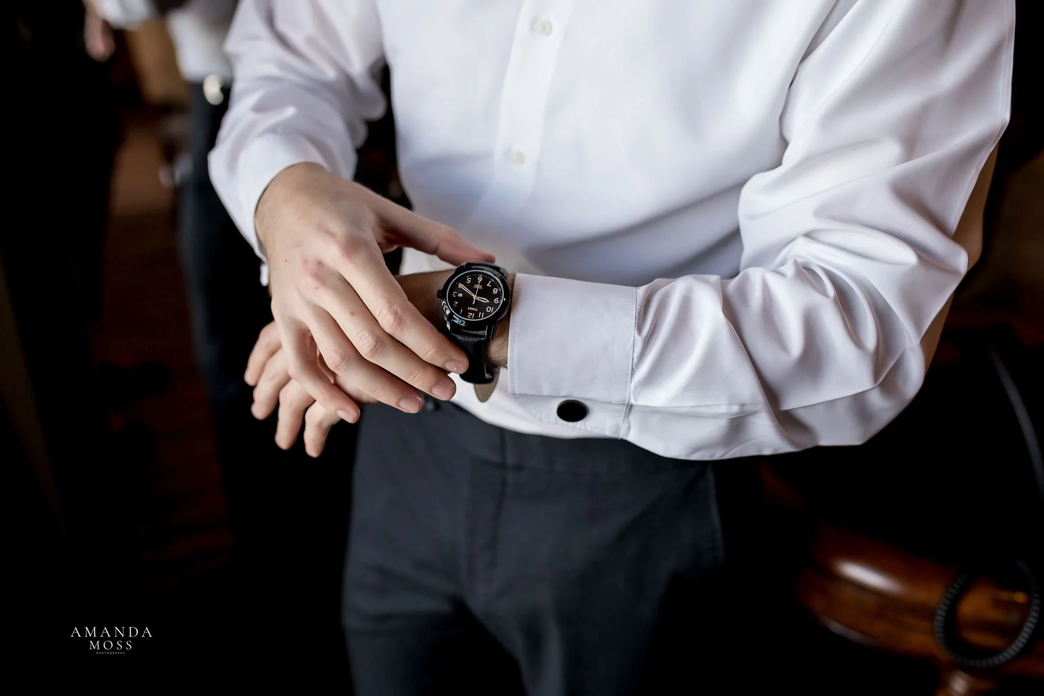 dalywedding-groomprep-21.jpg