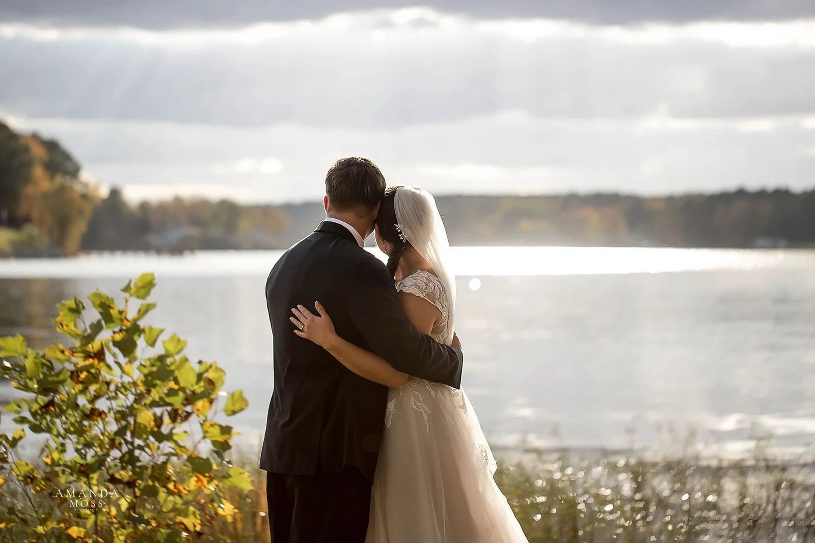 The Best Wedding Venues Around Lake Norman: A Local Photographer's Guide