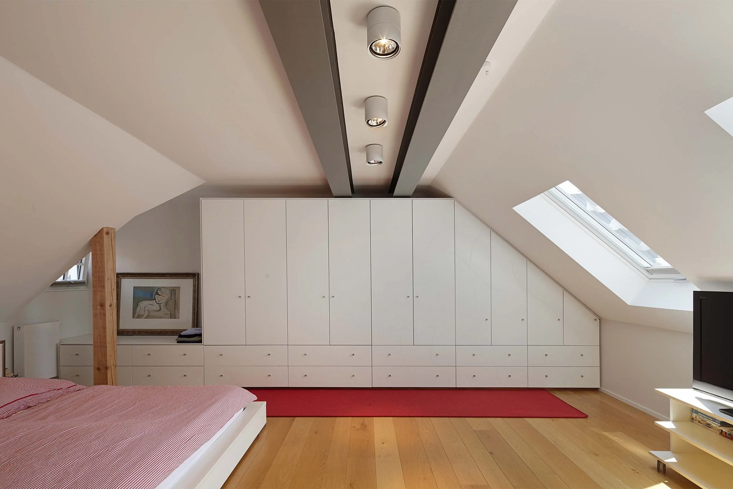 Schlafzimmer im ausgebauten Spitzboden.jpg