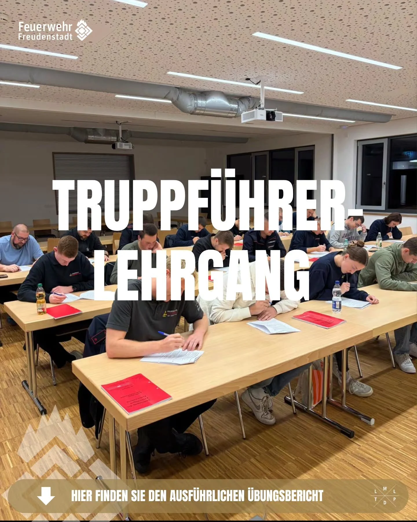 📟 Truppf&uuml;hrerlehrgang

📅 06.10.2026 &ndash; 22.10.2026
📍 Freudenstadt
🚨 Feuerwehr Freudenstadt

ℹ️ Es absolvierten 22 Teilnehmerinnen und Teilnehmer erfolgreich den Truppf&uuml;hrerlehrgang bei der Feuerwehr in Freudenstadt.

W&auml;hrend de
