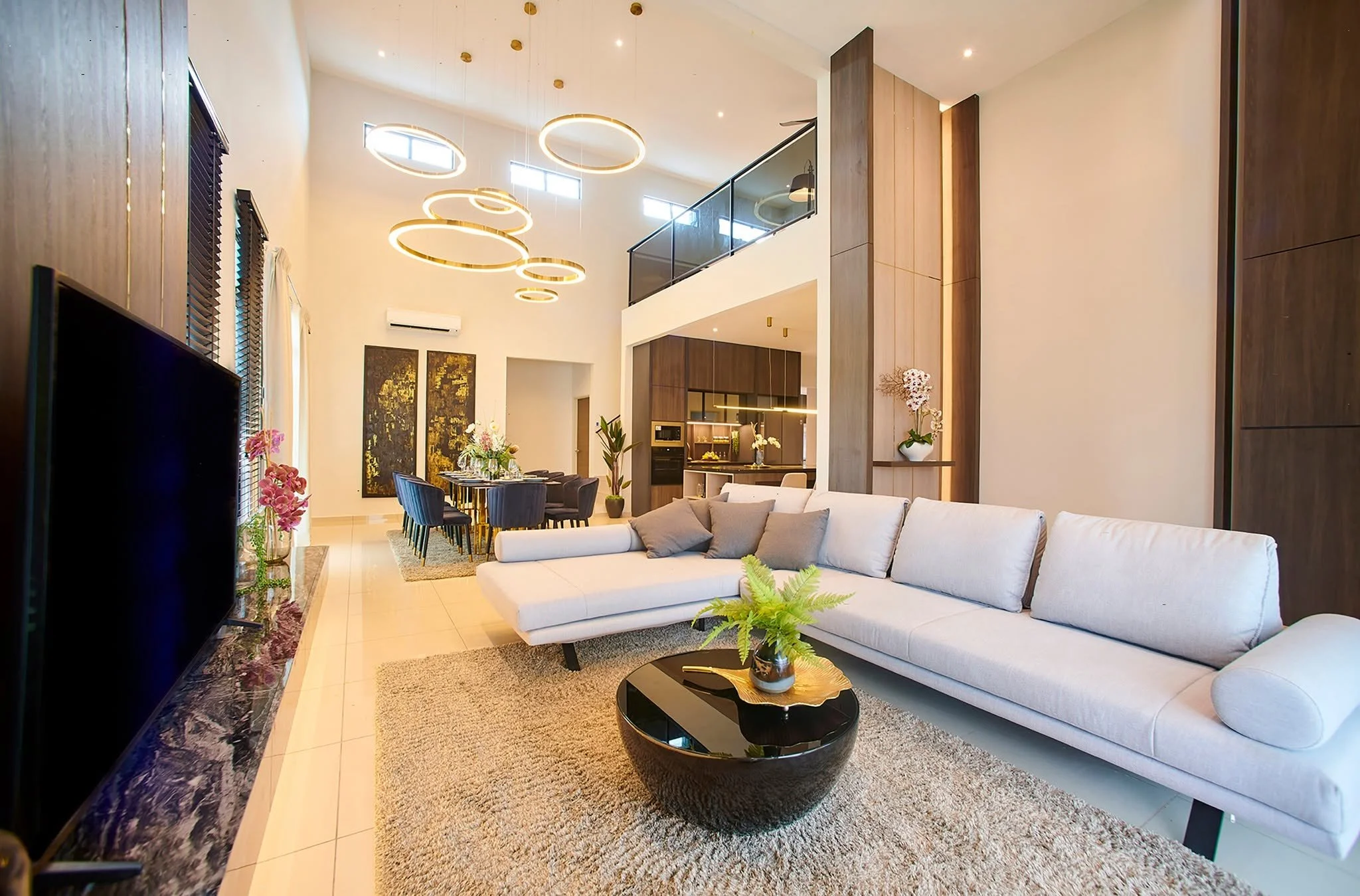 Contemporary Elegance