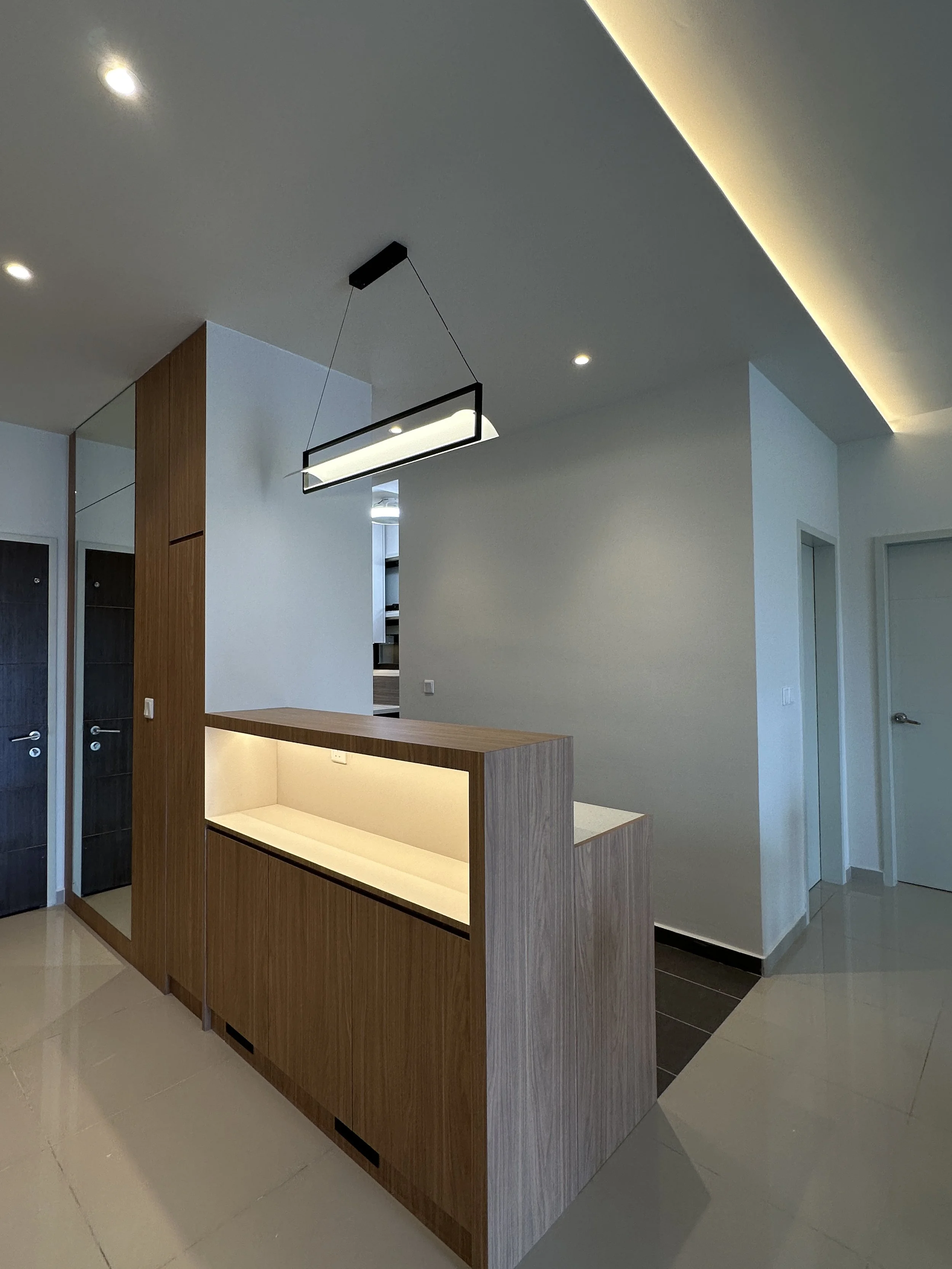 Warm Contemporary Minimalism