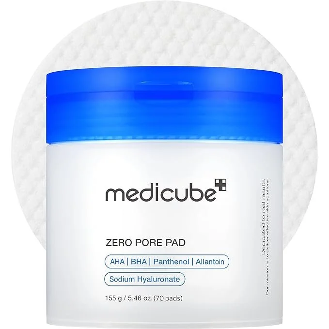 A container of Medicube Zero Pore Pad with a blue lid, containing 70 pads.