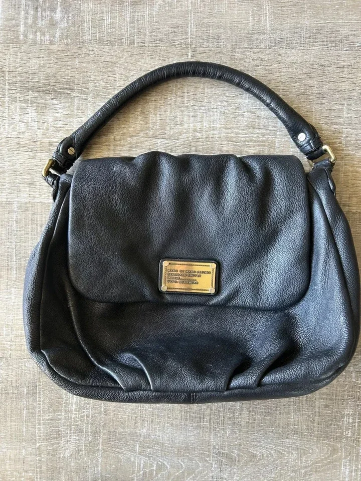Marc Jacobs Black Leather Shoulder Bag Gold Hardware Logo Y2K Designer purse