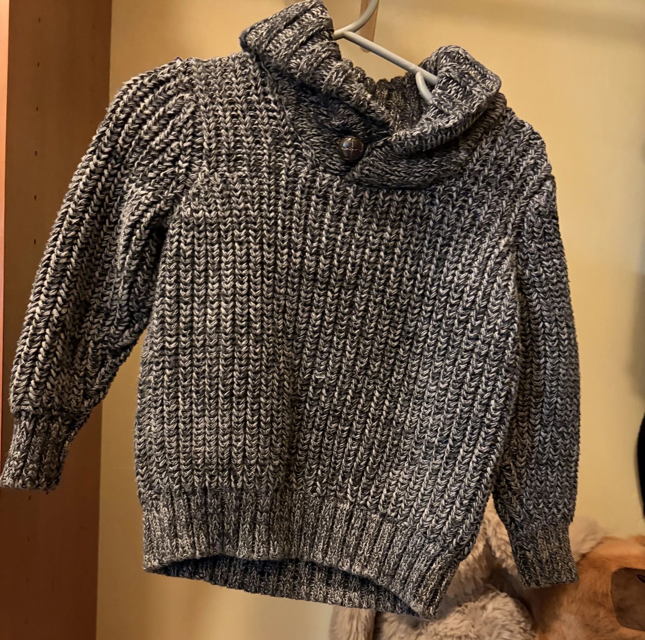 Size 18-24M baby