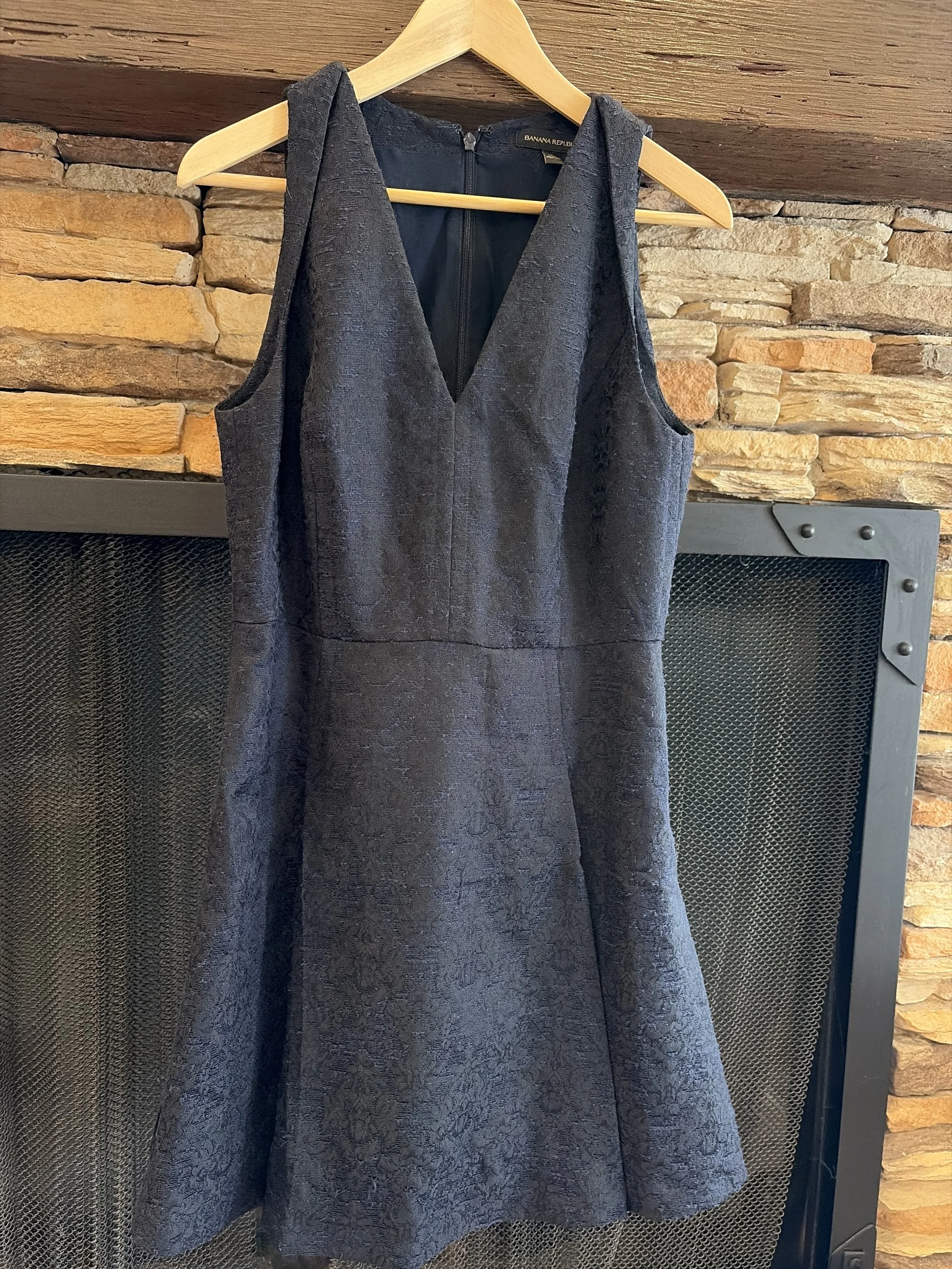 Banana Republic size 6