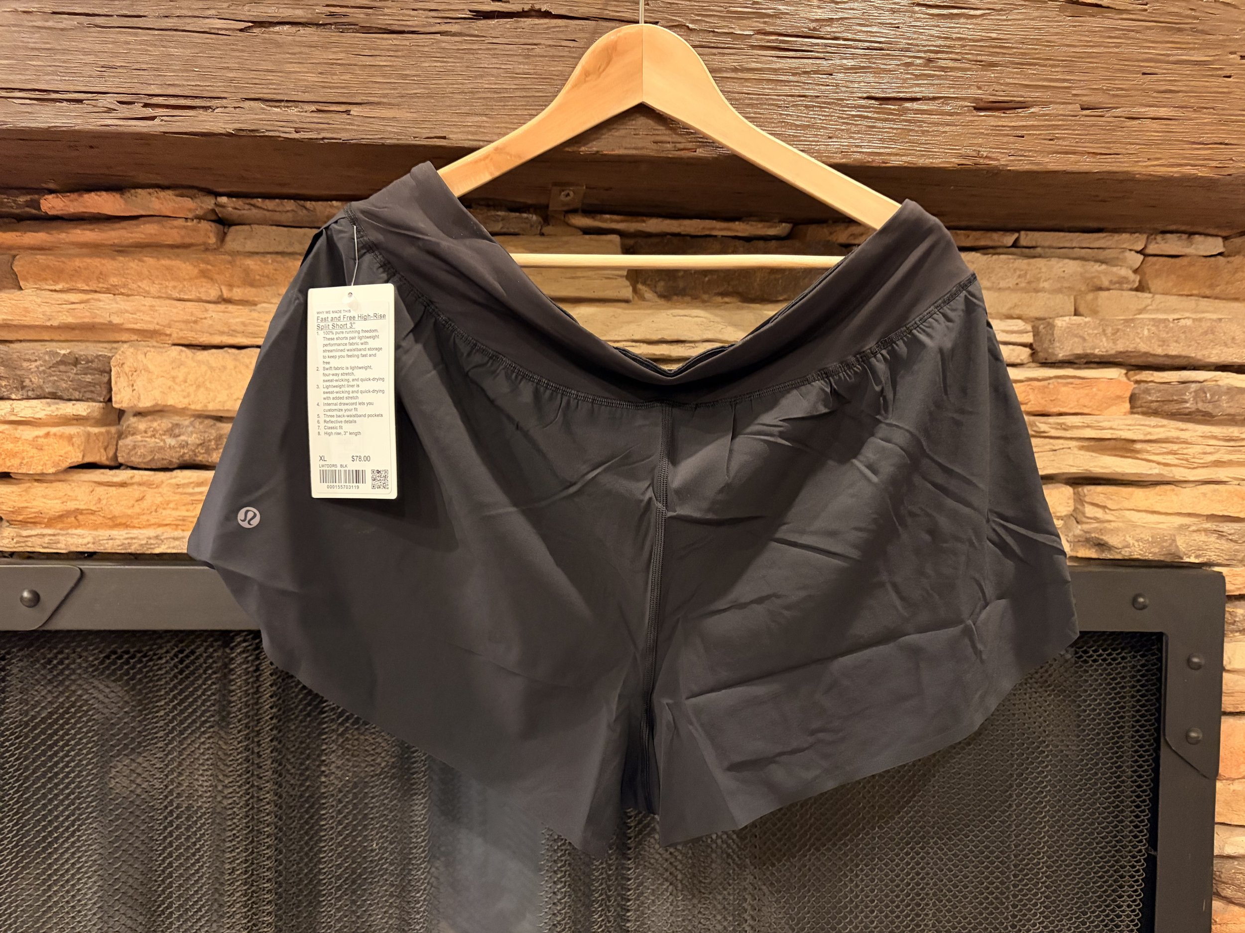 lululemon Fast and Free High-Rise Classic-Fit Split Short 3" ColourBlack SizeXL