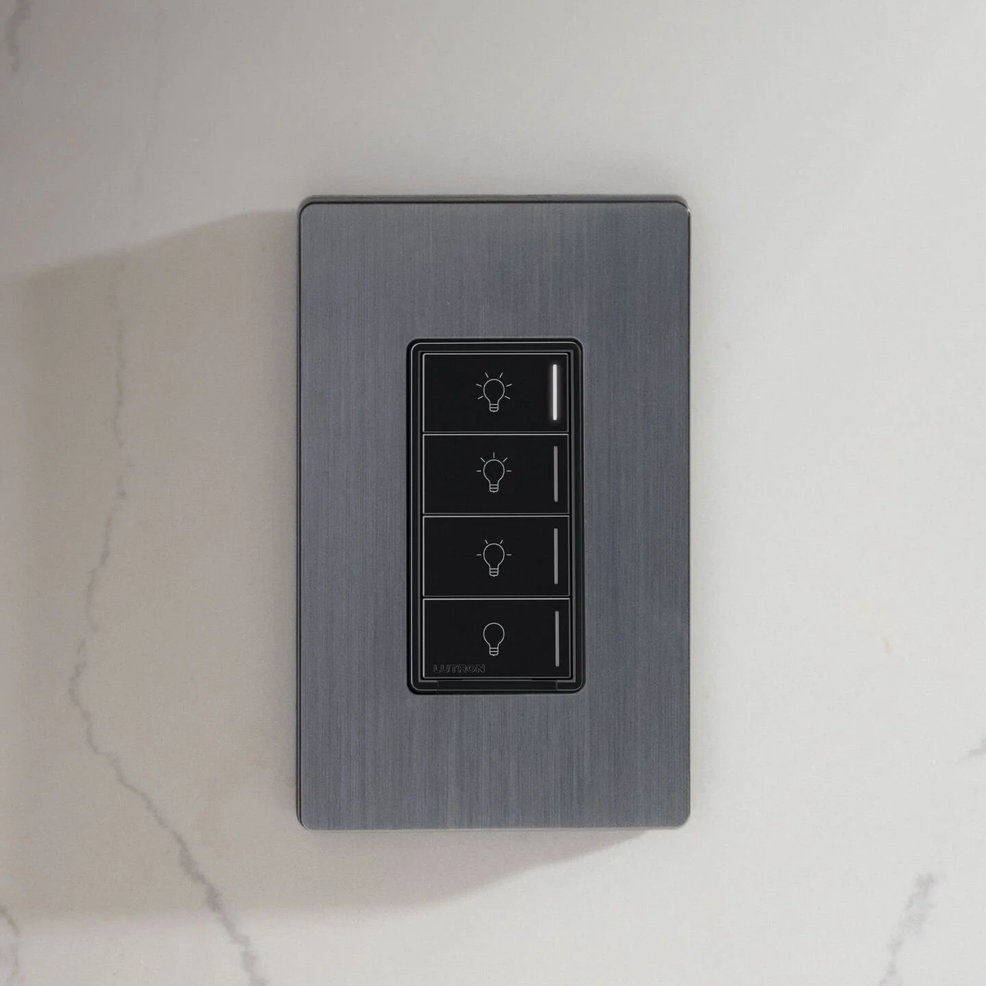 arst-w4b-ap-fr-w-ef5e-4589.jpg