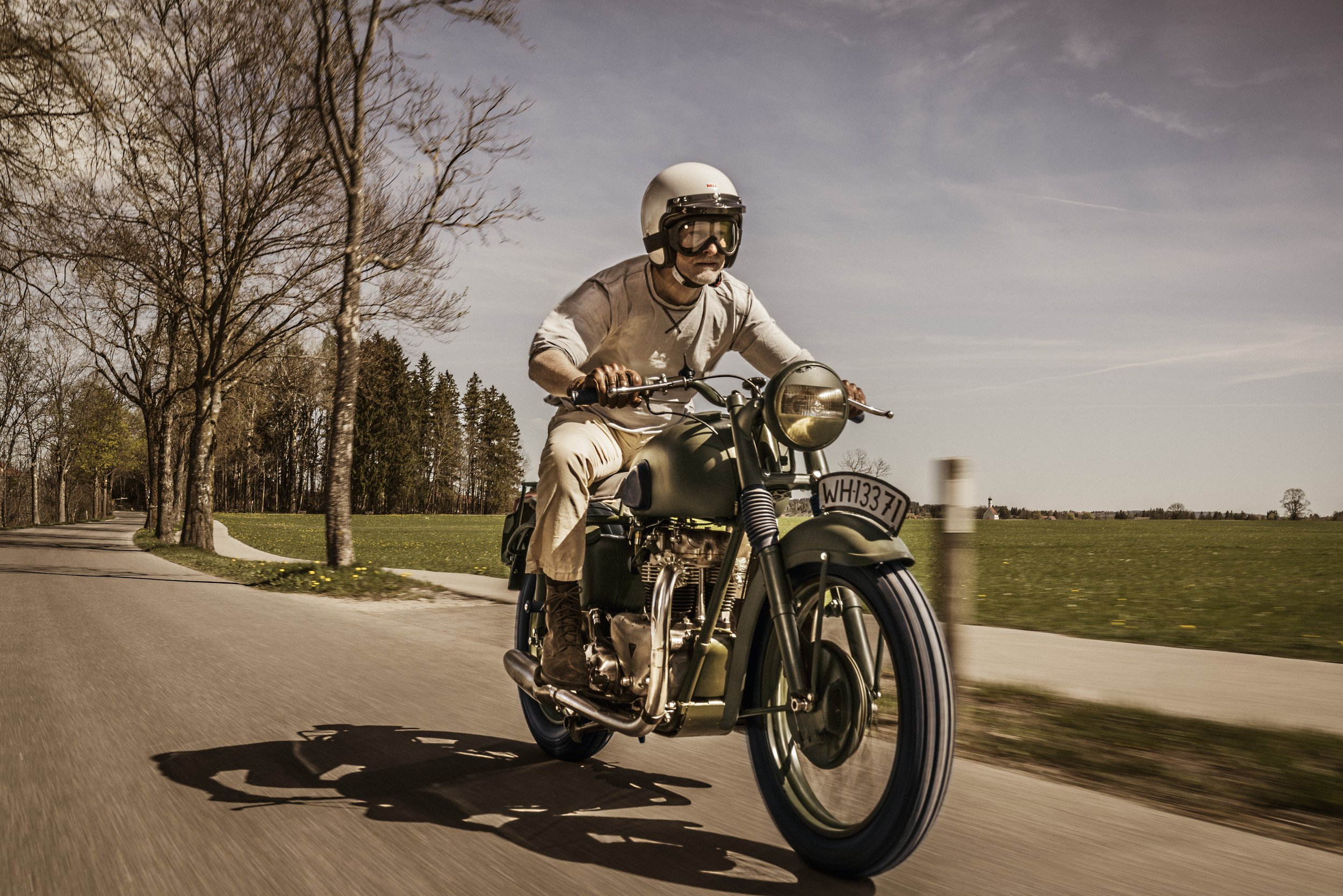 Triumph TR6 Trophy 1961 - Image 5 - Fussen Germany.jpg