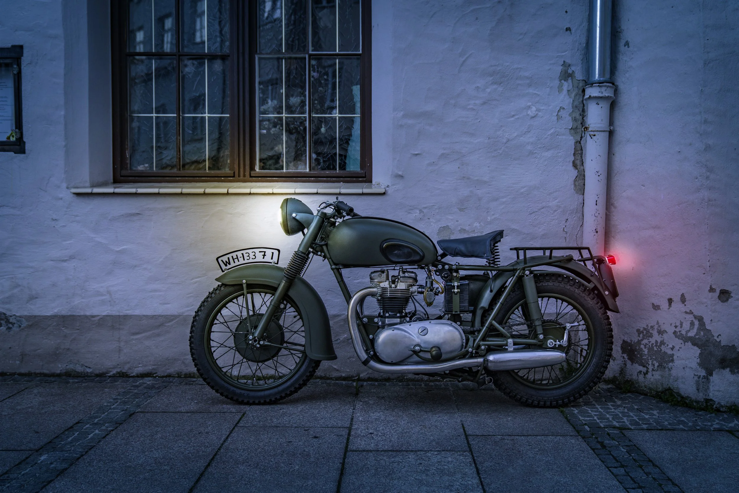 Triumph TR6 Trophy 1961 - Image 4 - Fussen Germany.jpg