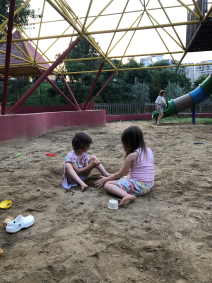 mziuri-playground-2.png