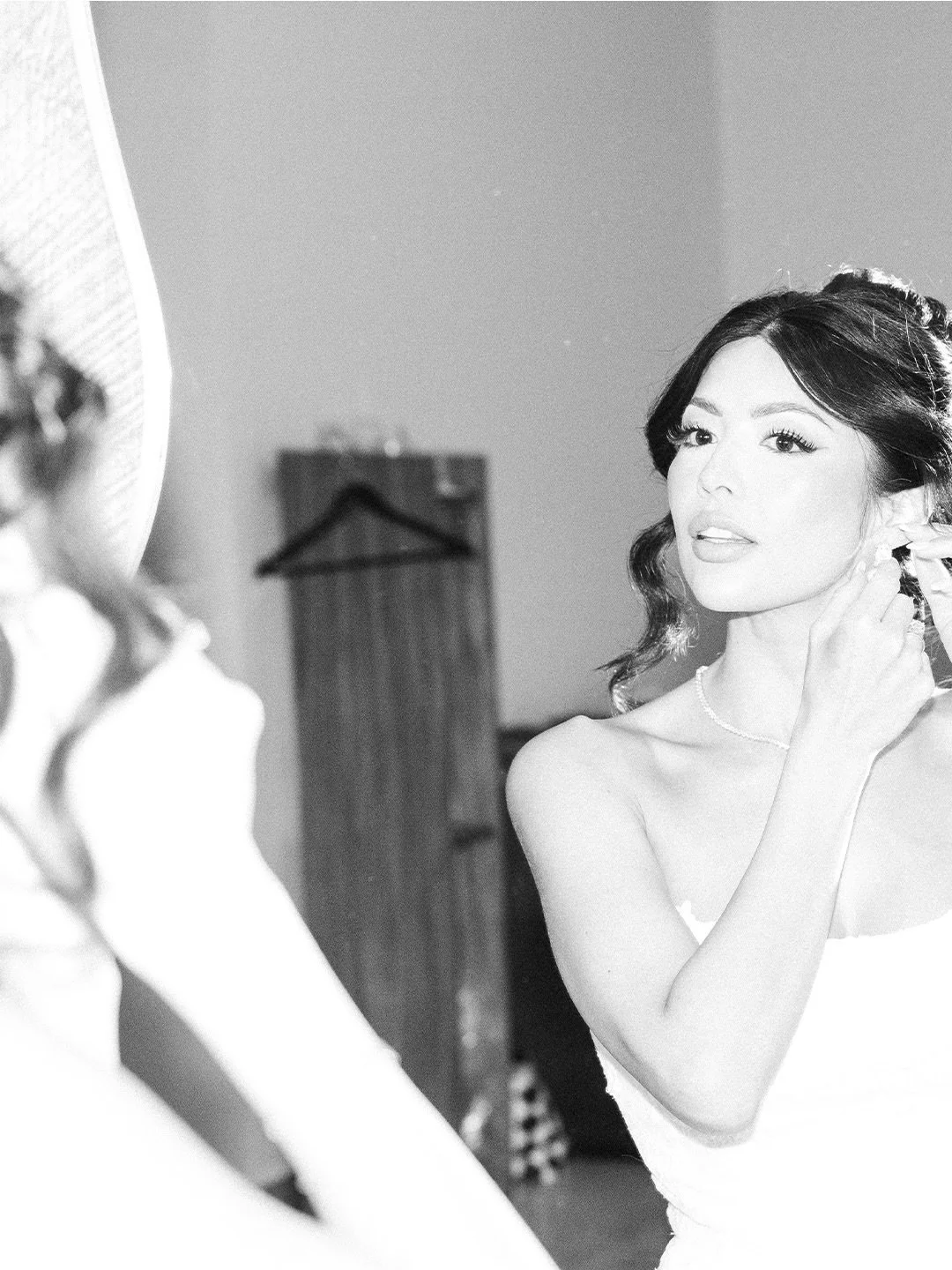 A night to remember 🖤🤍
Records from Cody &amp; Sonia&rsquo;s marriage 🖋️

@beautyexpertmx 
@secretsplayamujeres 
@weddingsencore 

~

Documentary &amp; Analog Wedding Photography
Destination Wedding Mexico
Elegant, Fun &amp; Romantic Adventure