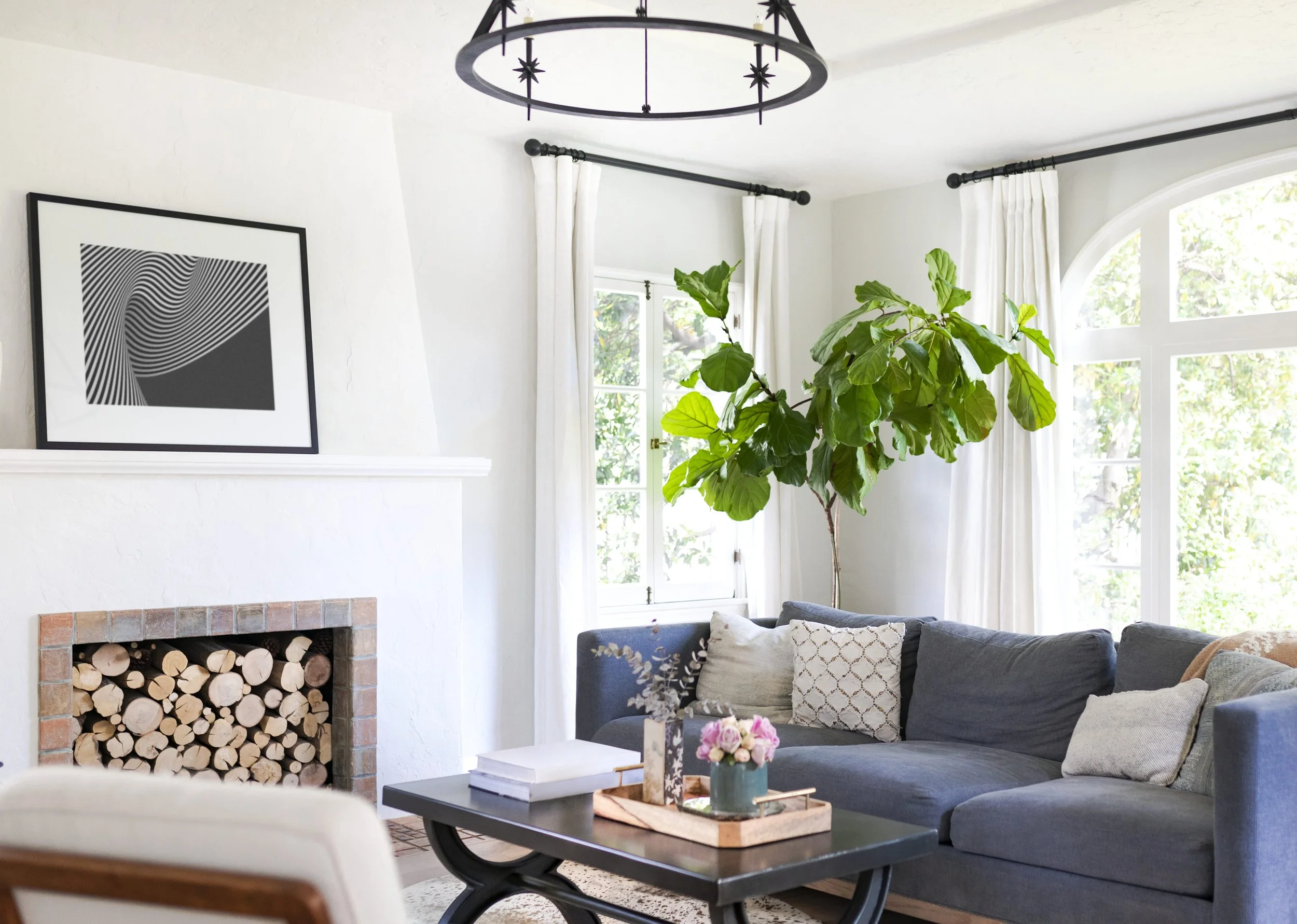 Transitional Living Room 2.jpg