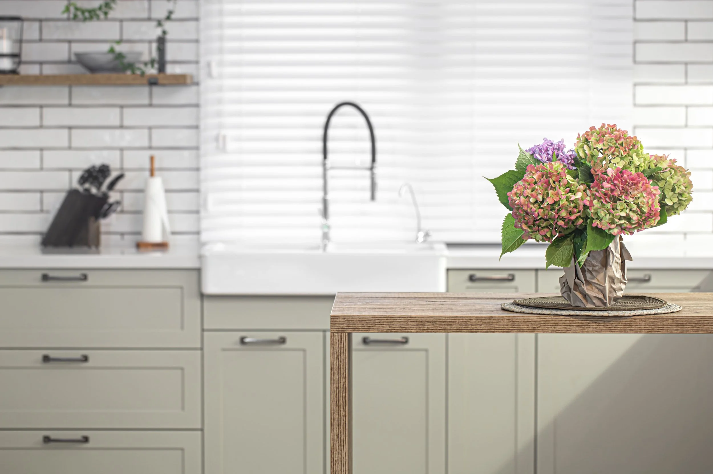 Transitional Kitchen – Taupe