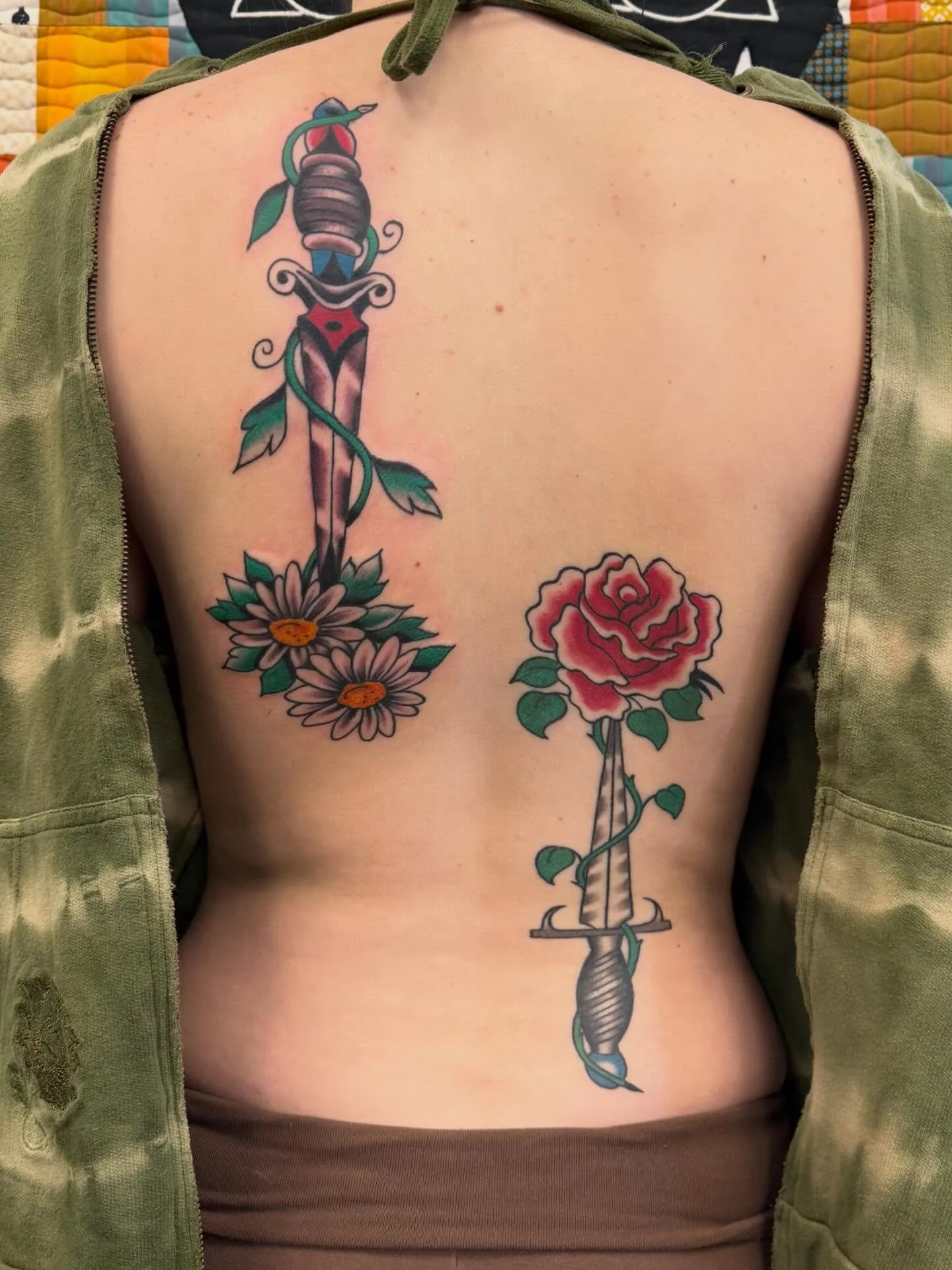 rose based off of a tattoo her dad drew and got done in the 90s, daisies for her mama 🖤 thanks senna