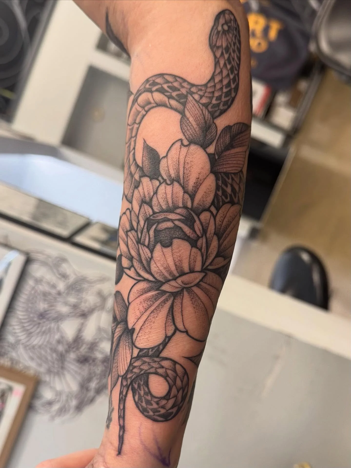 Booking December and beyond

@hearttattoo605