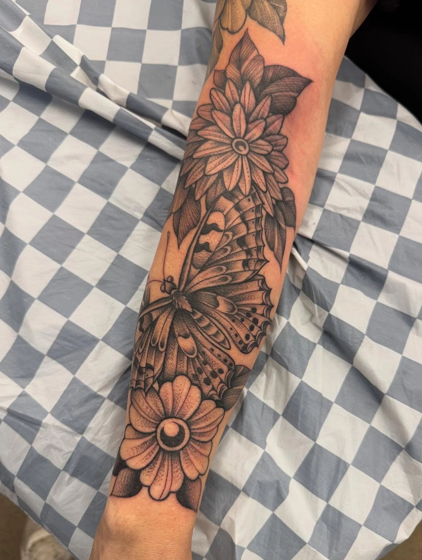 booking November and beyond

@hearttattoo605