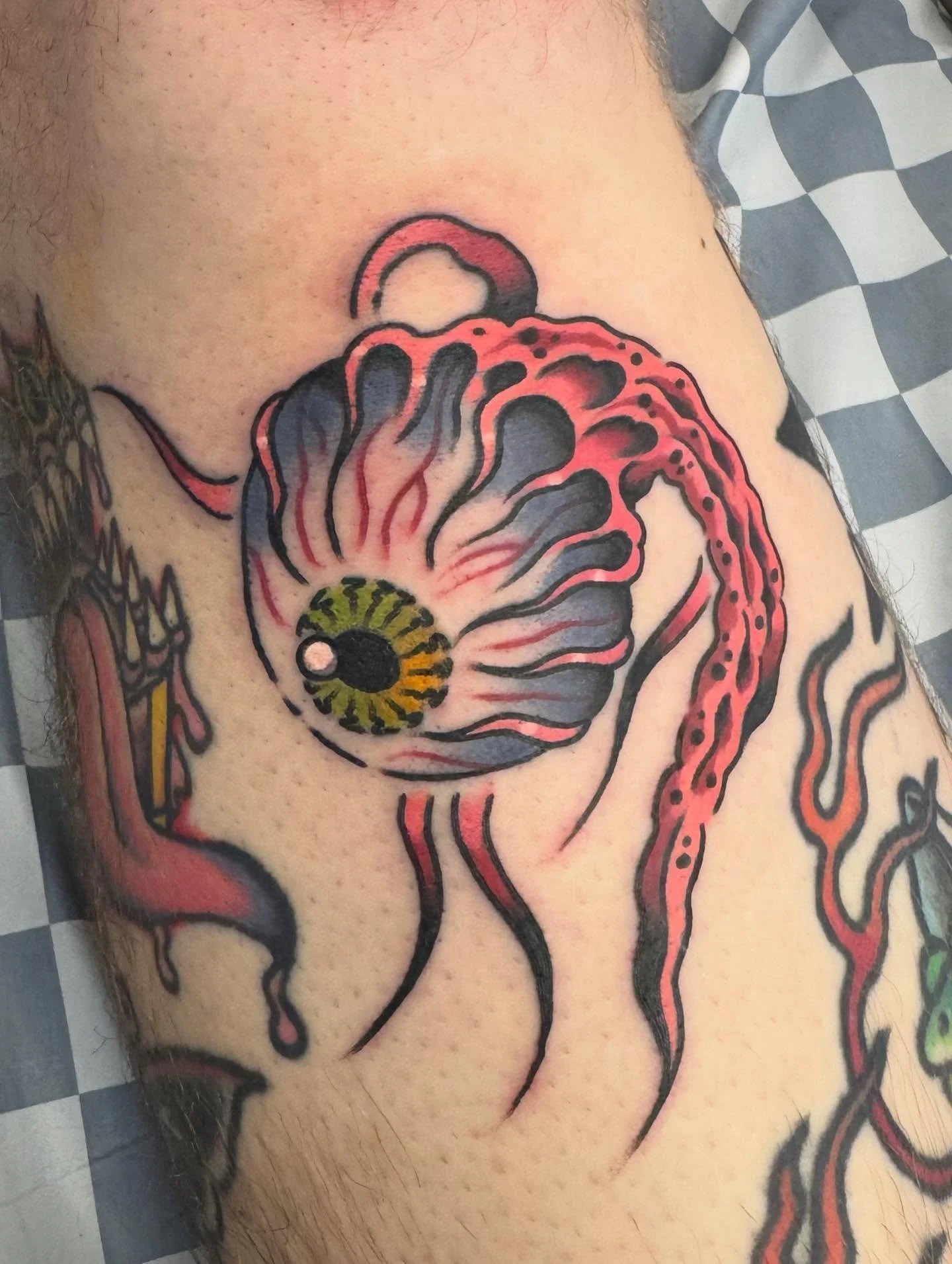 From the last couple of weeks and a couple healed pieces 

@hearttattoo605