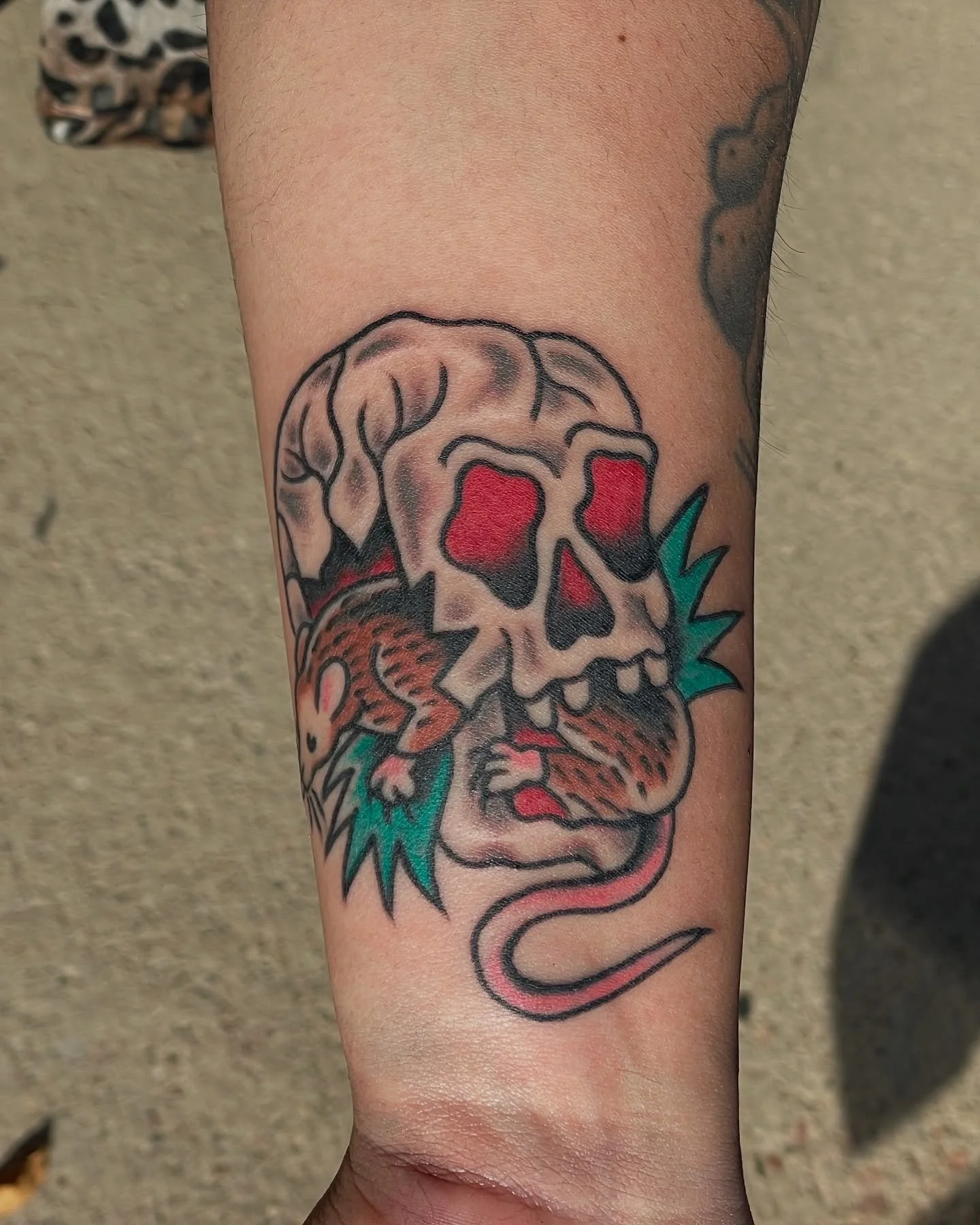 3x as nice.  Thanks to a group of awesome ladies from Chicago for stopping by for some walk ins.  #boldwillhold