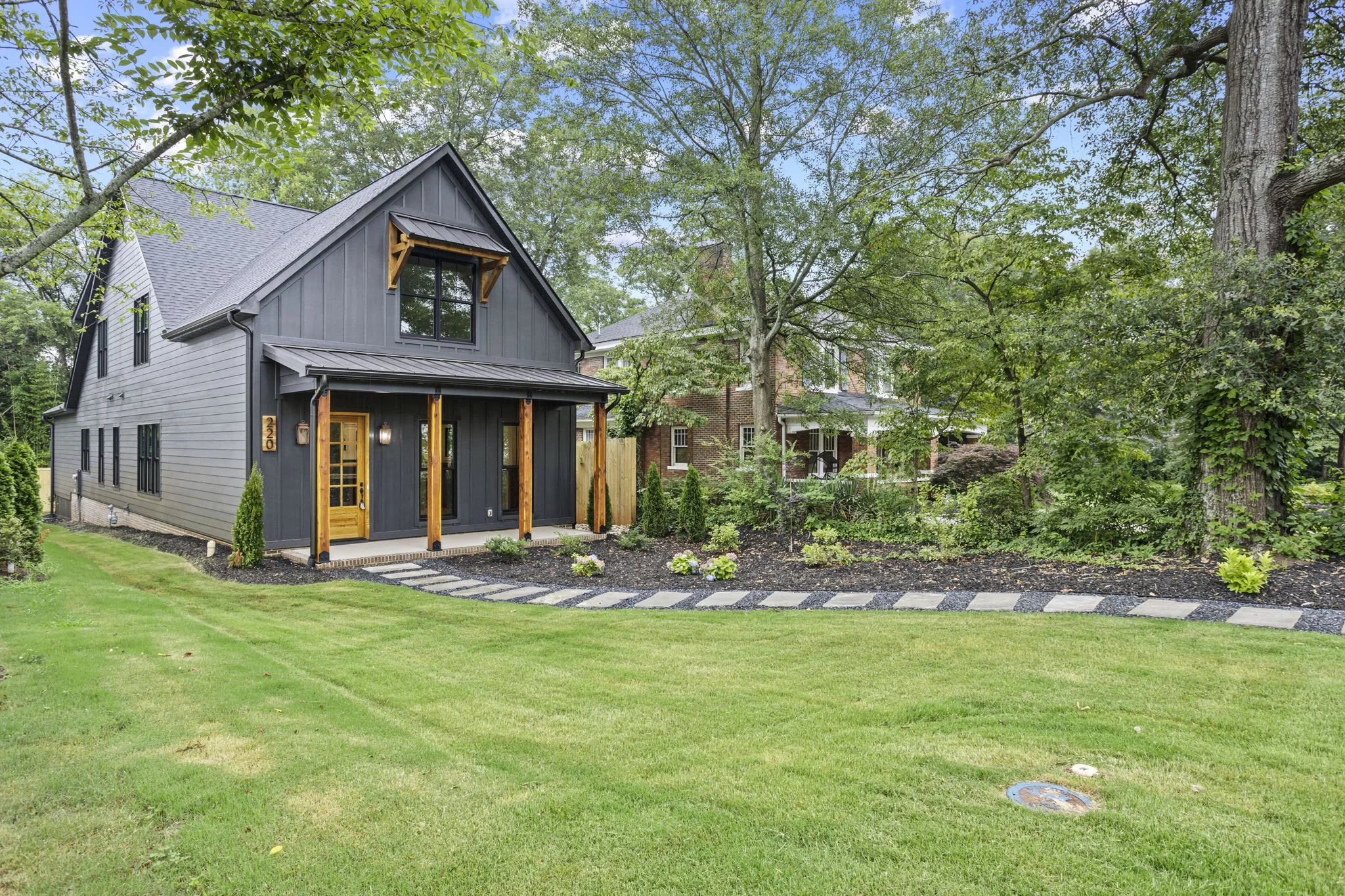2-web-or-mls-Mountainview_02.jpg