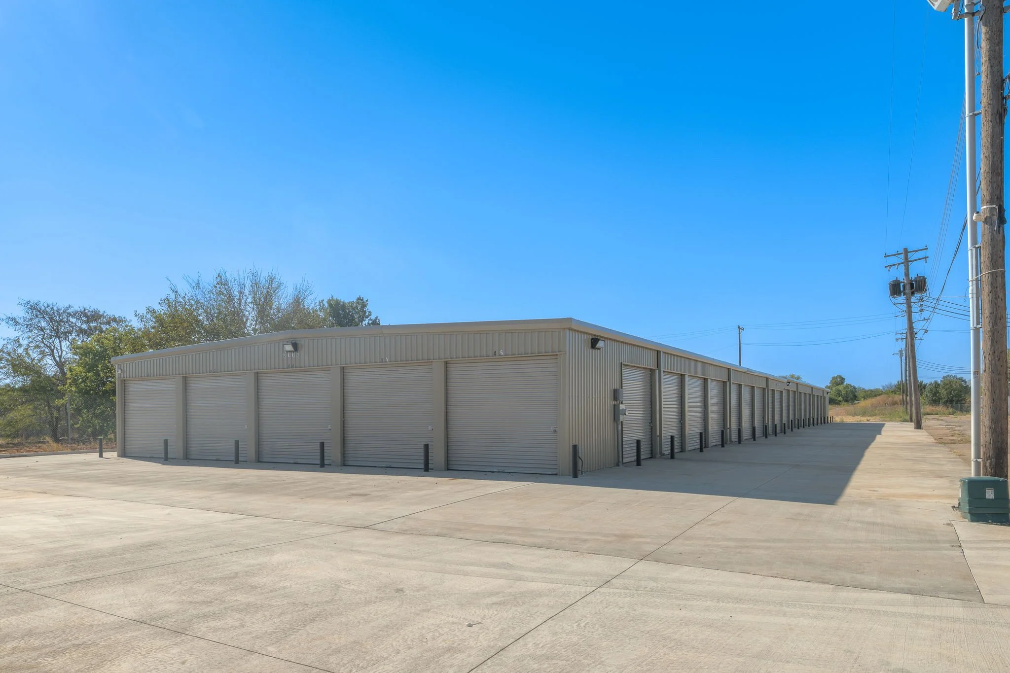 Row of ground-level storage units at Oak Cliff Self Storage OKC