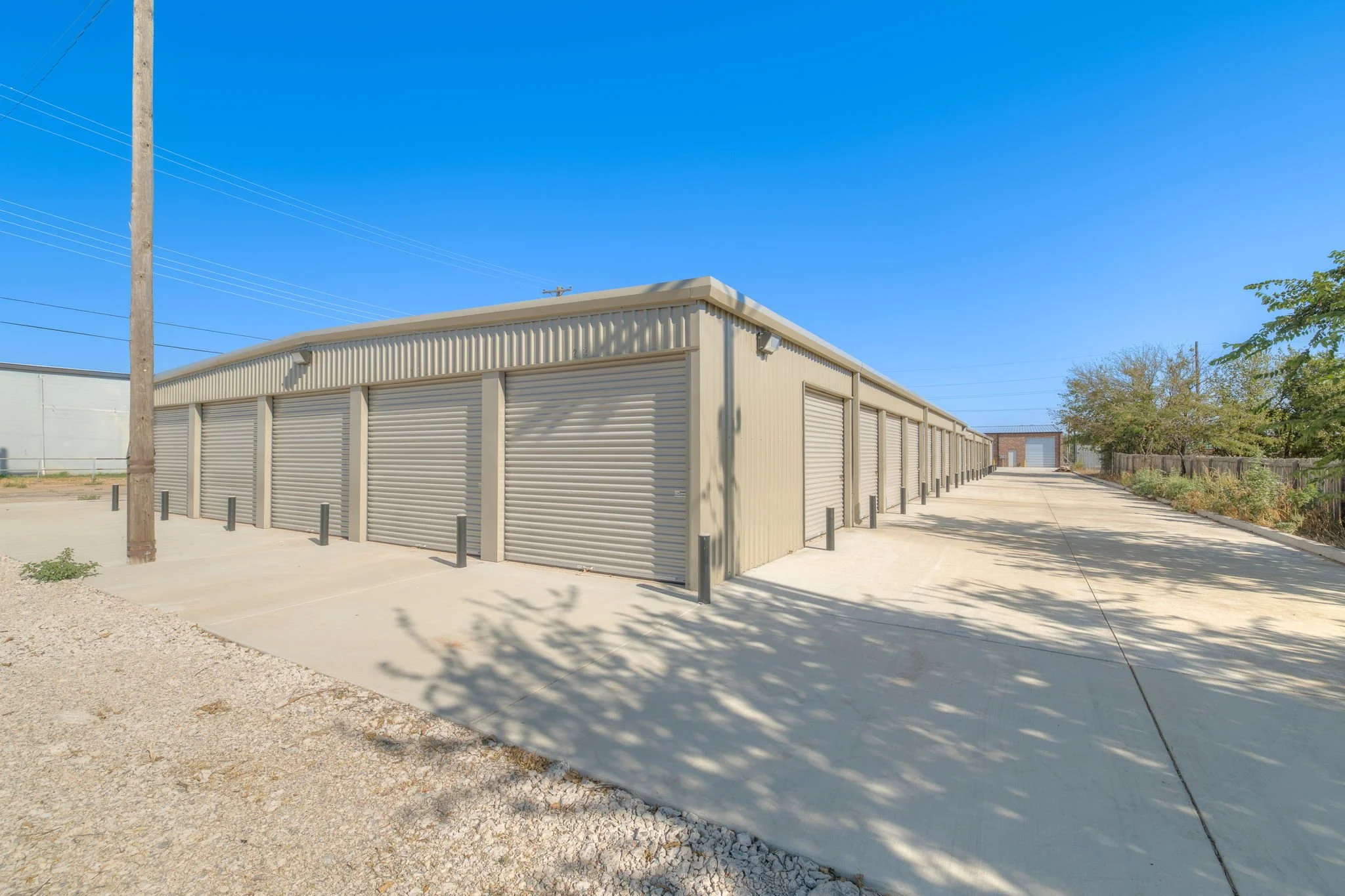 Property grounds and lighting at Oak Cliff Self Storage OKC