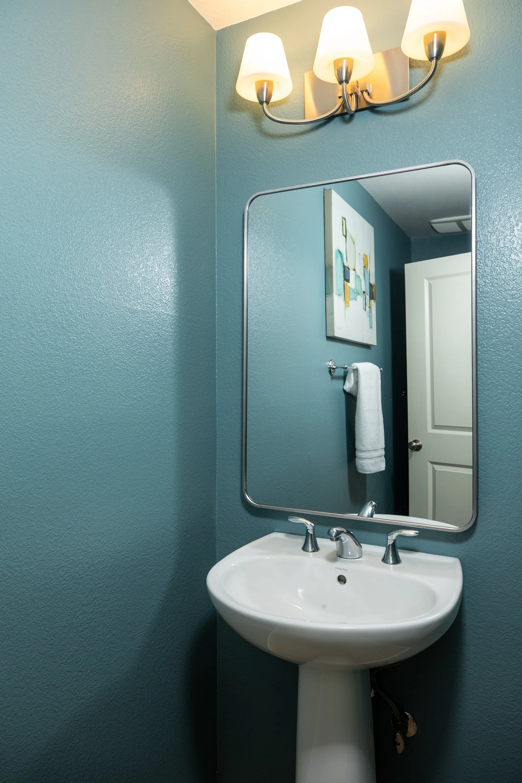 12-Newbury_Matt_Anello-0403-MLS.jpg