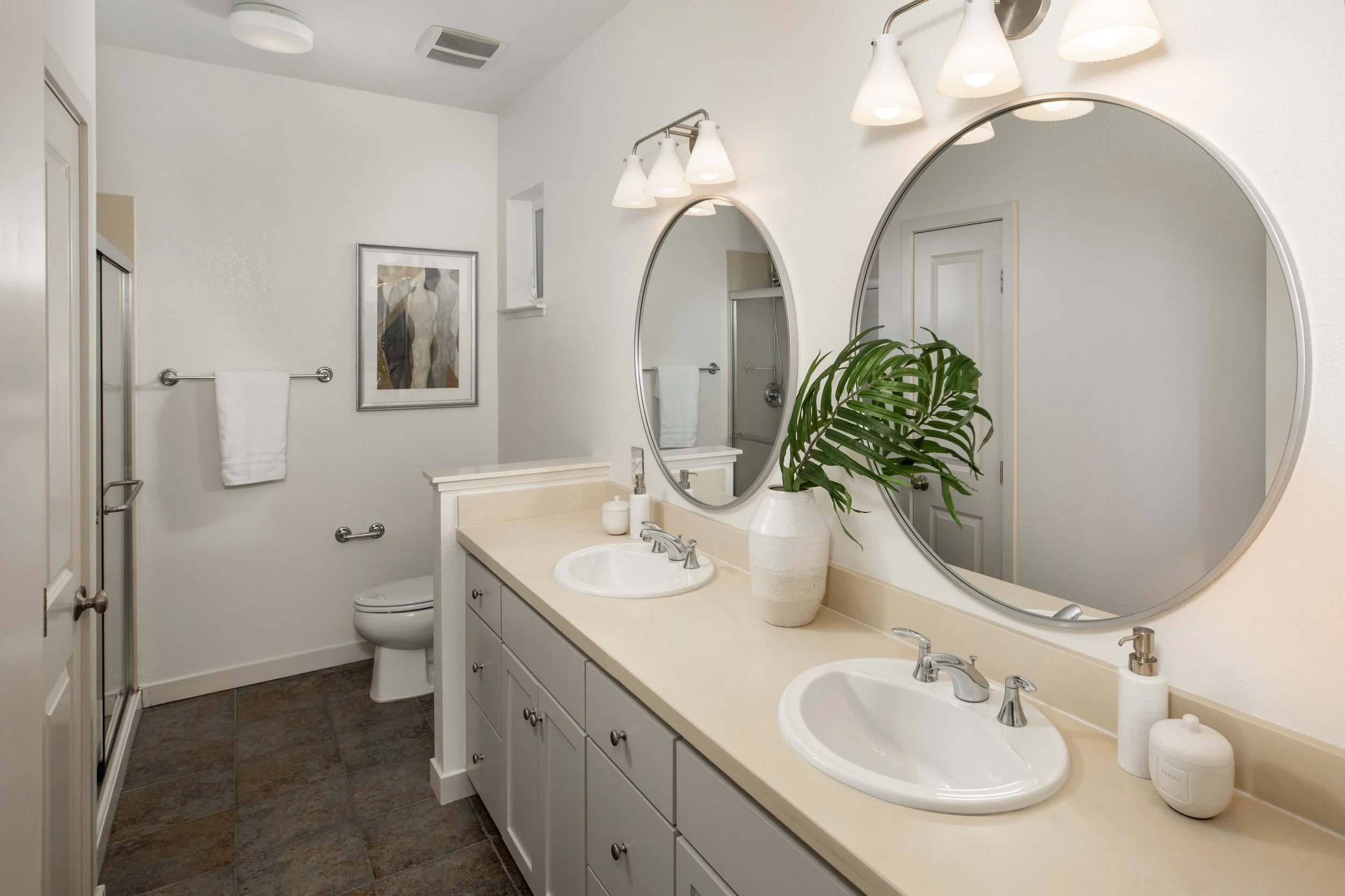 17-Newbury_Matt_Anello-0462-MLS.jpg