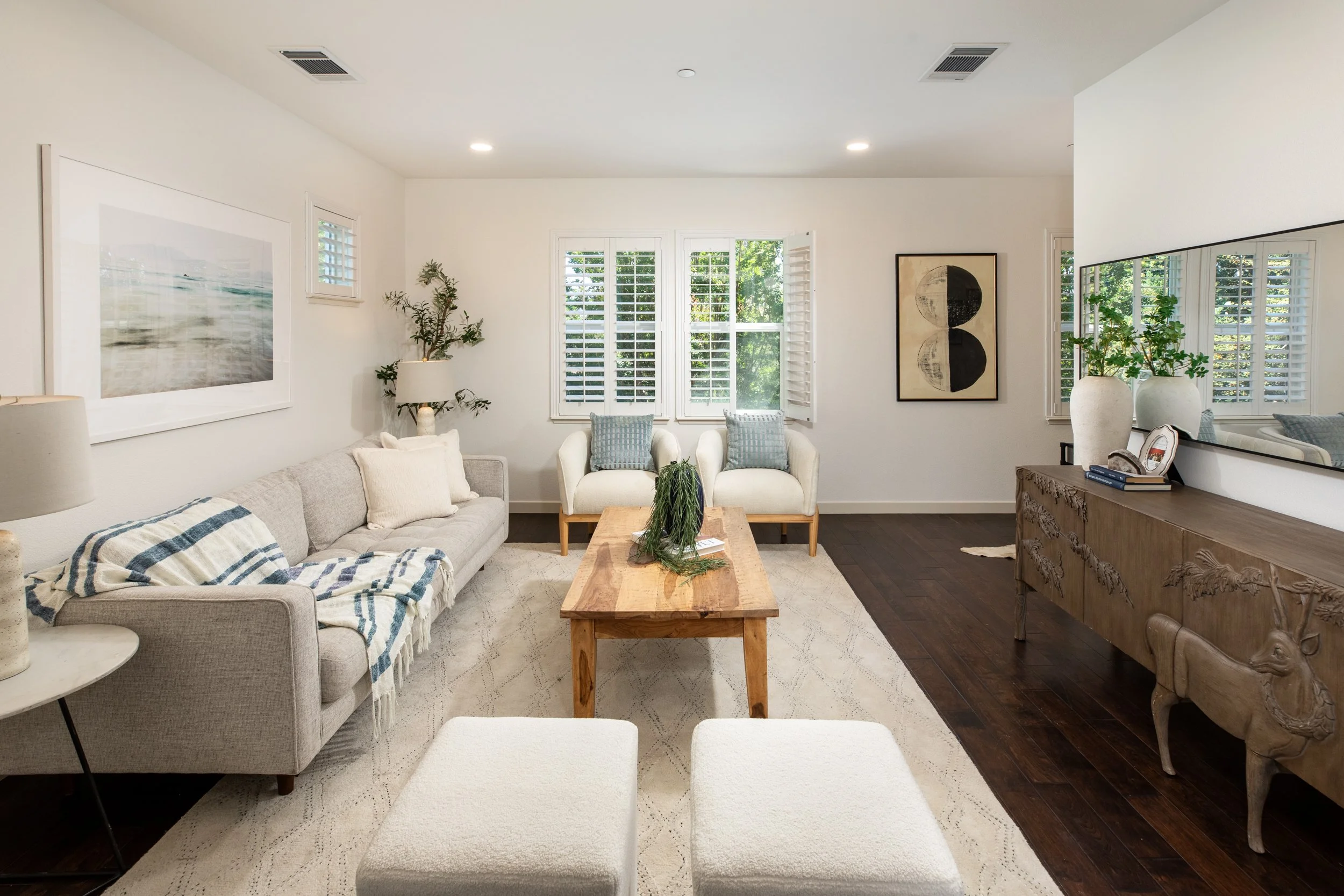 4-Newbury_Matt_Anello-0404-MLS.jpg